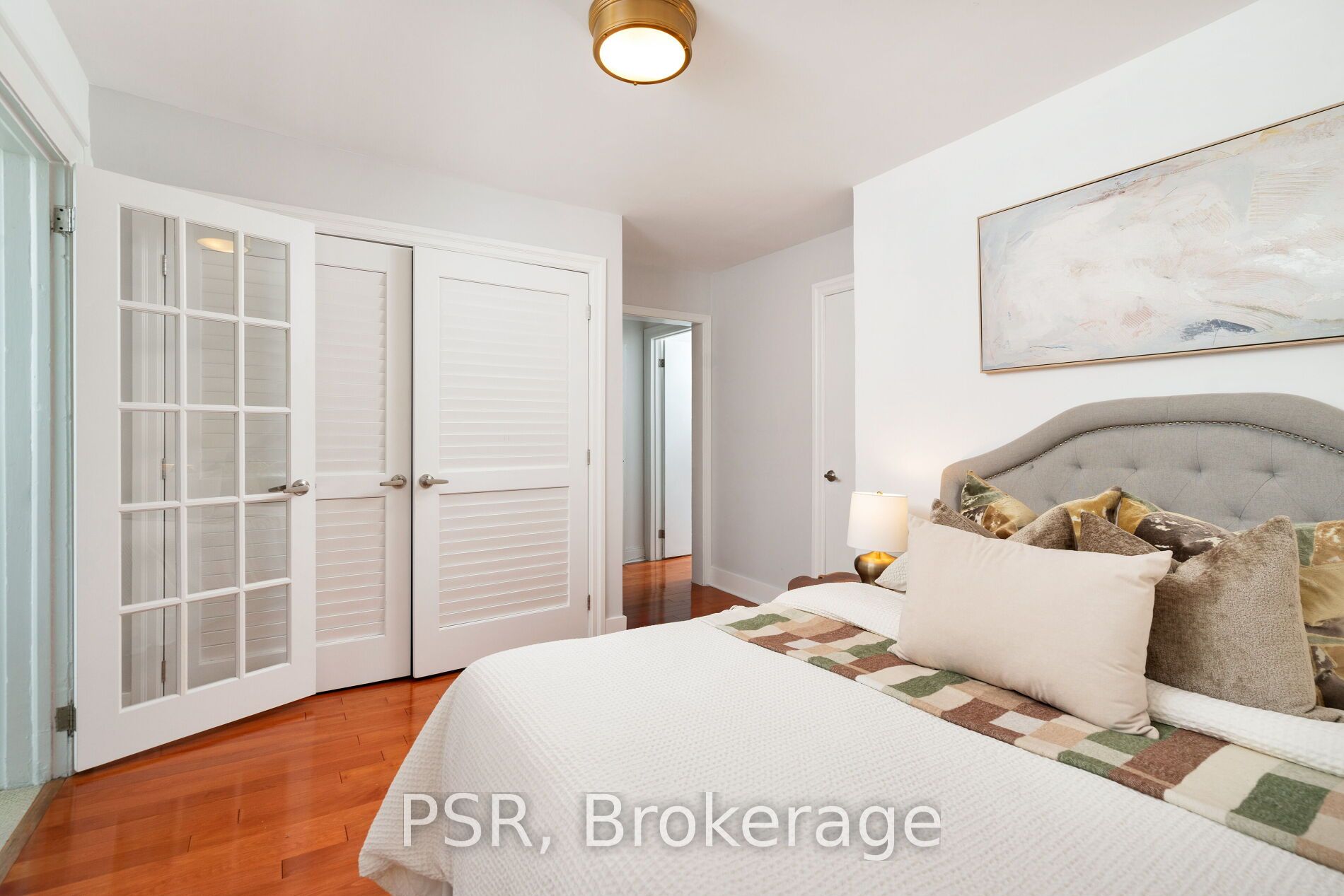 1599 Bathurst St, #16