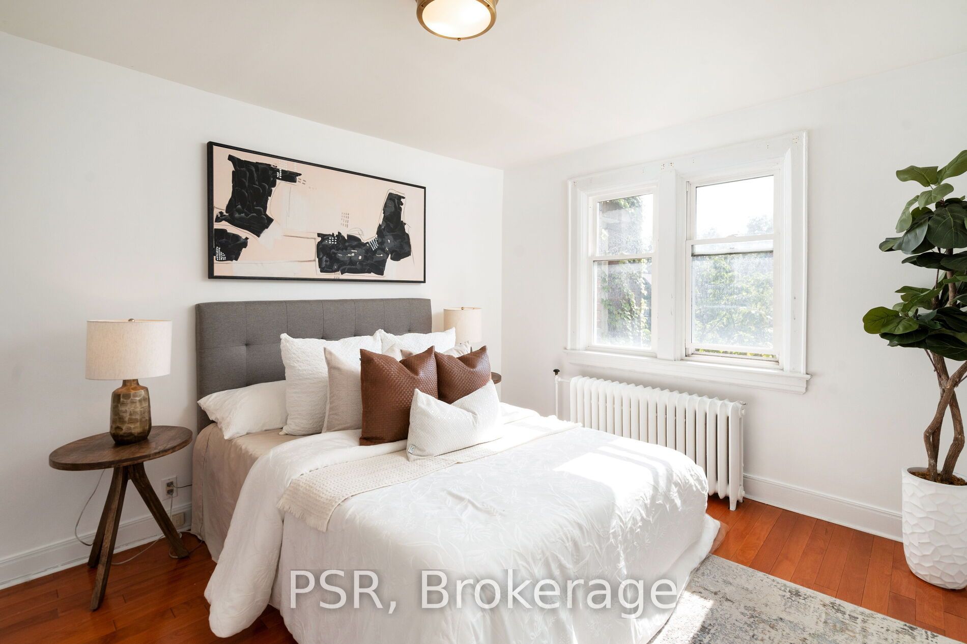 1599 Bathurst St, #16