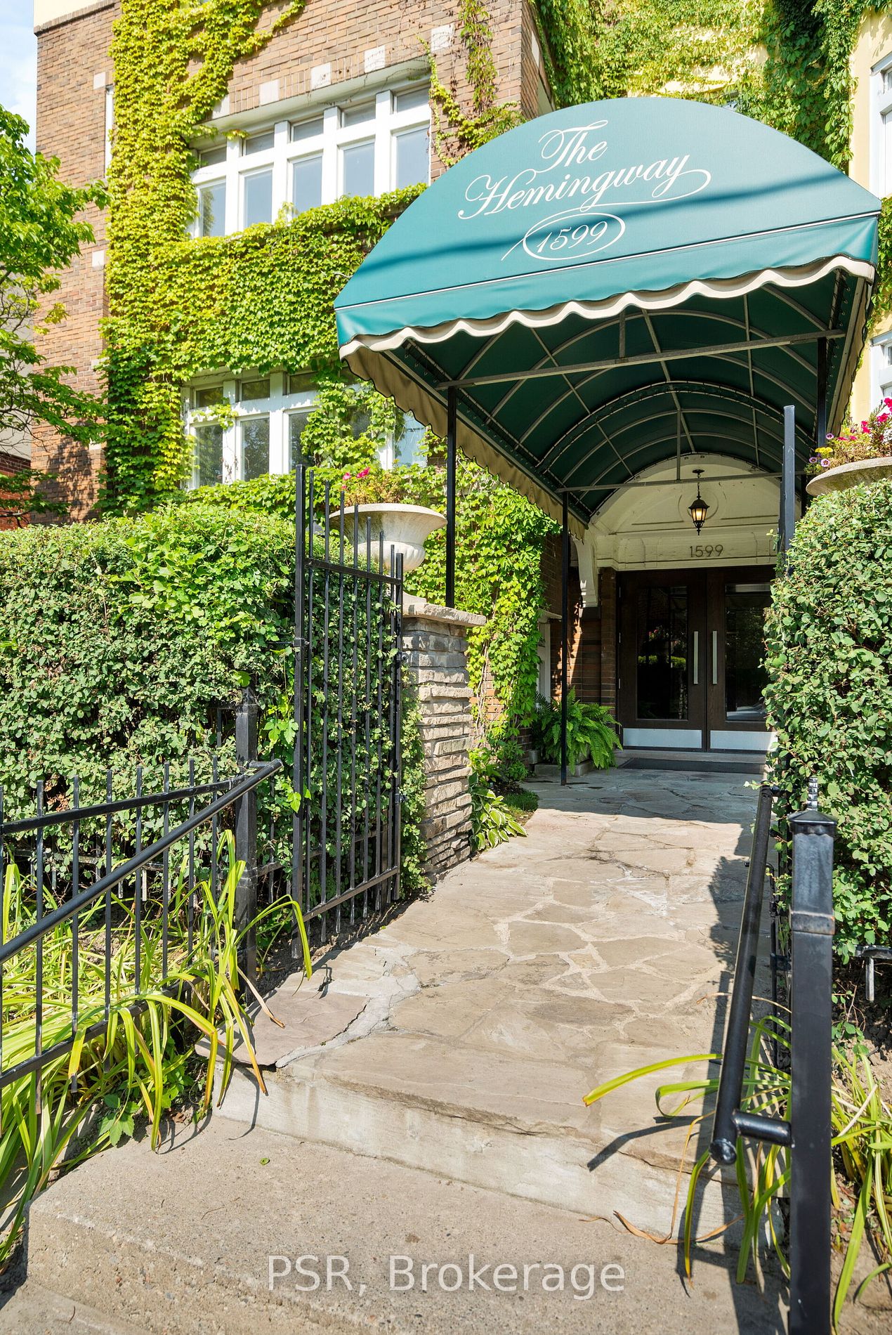 1599 Bathurst St, #16