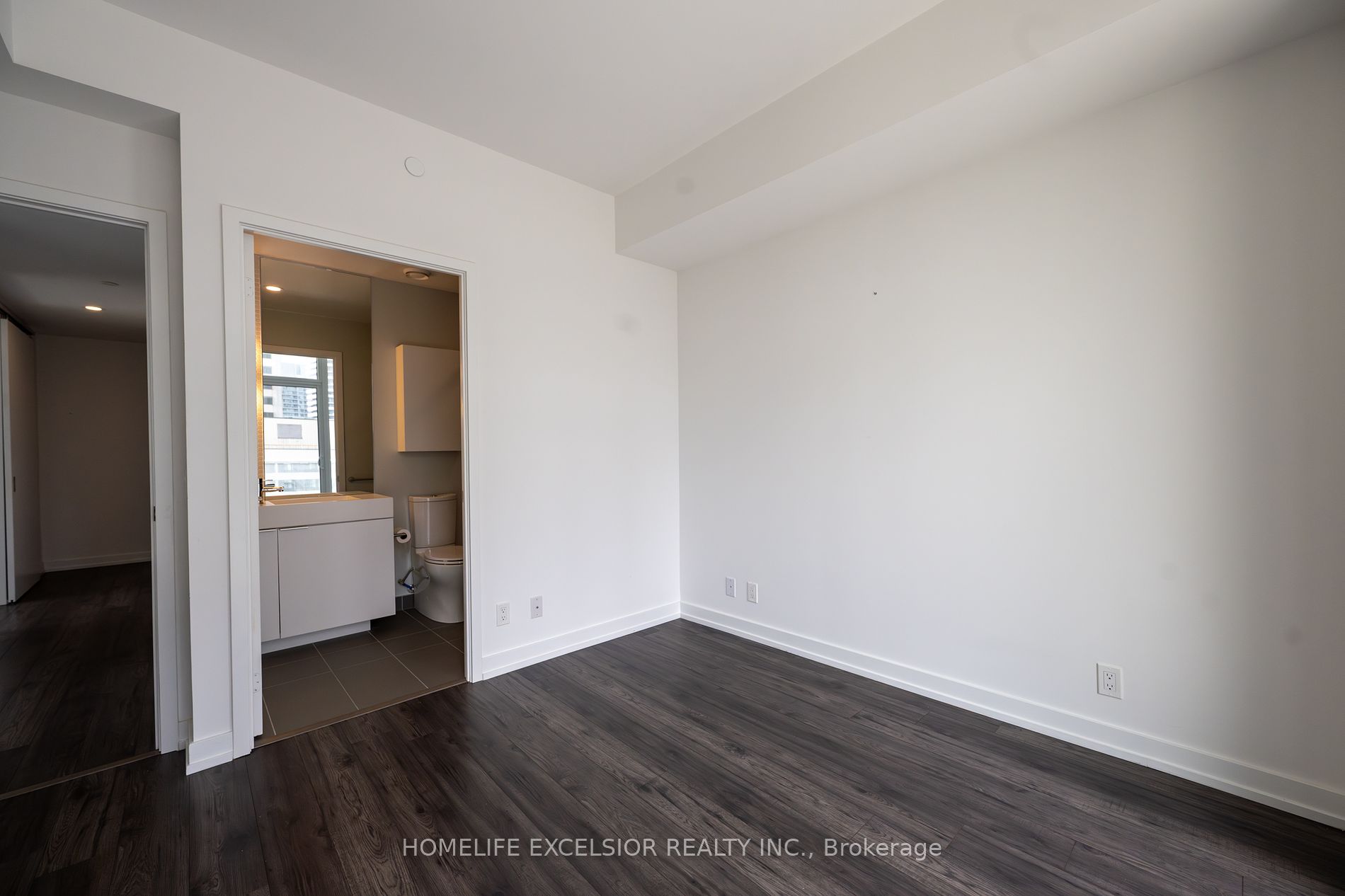 33 Helendale Avenue #1410