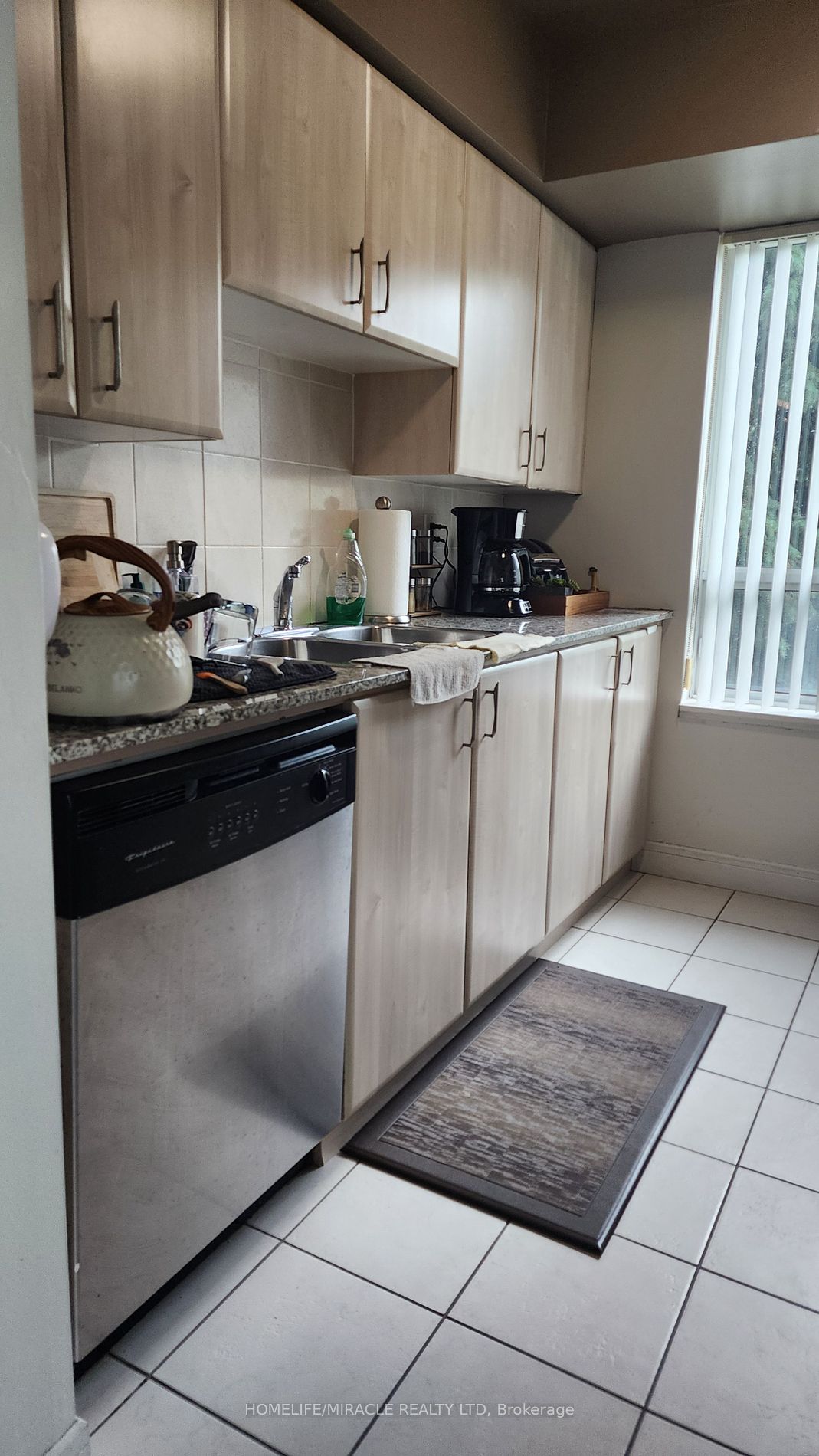 31 Bales Avenue #210
