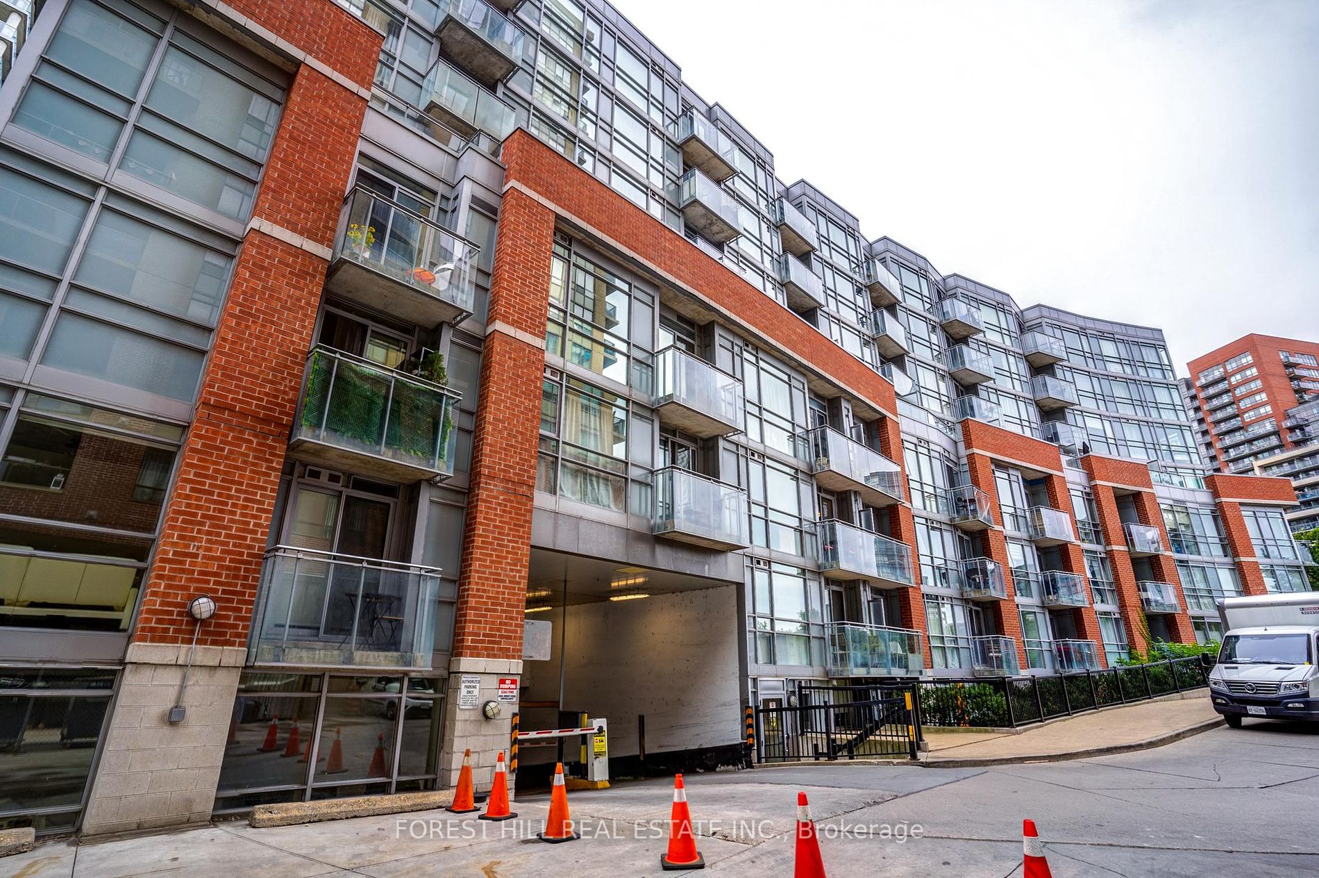 170 Sudbury Street, #405