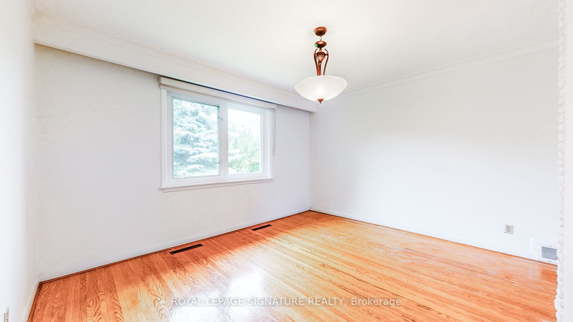24 Burleigh Heights Drive