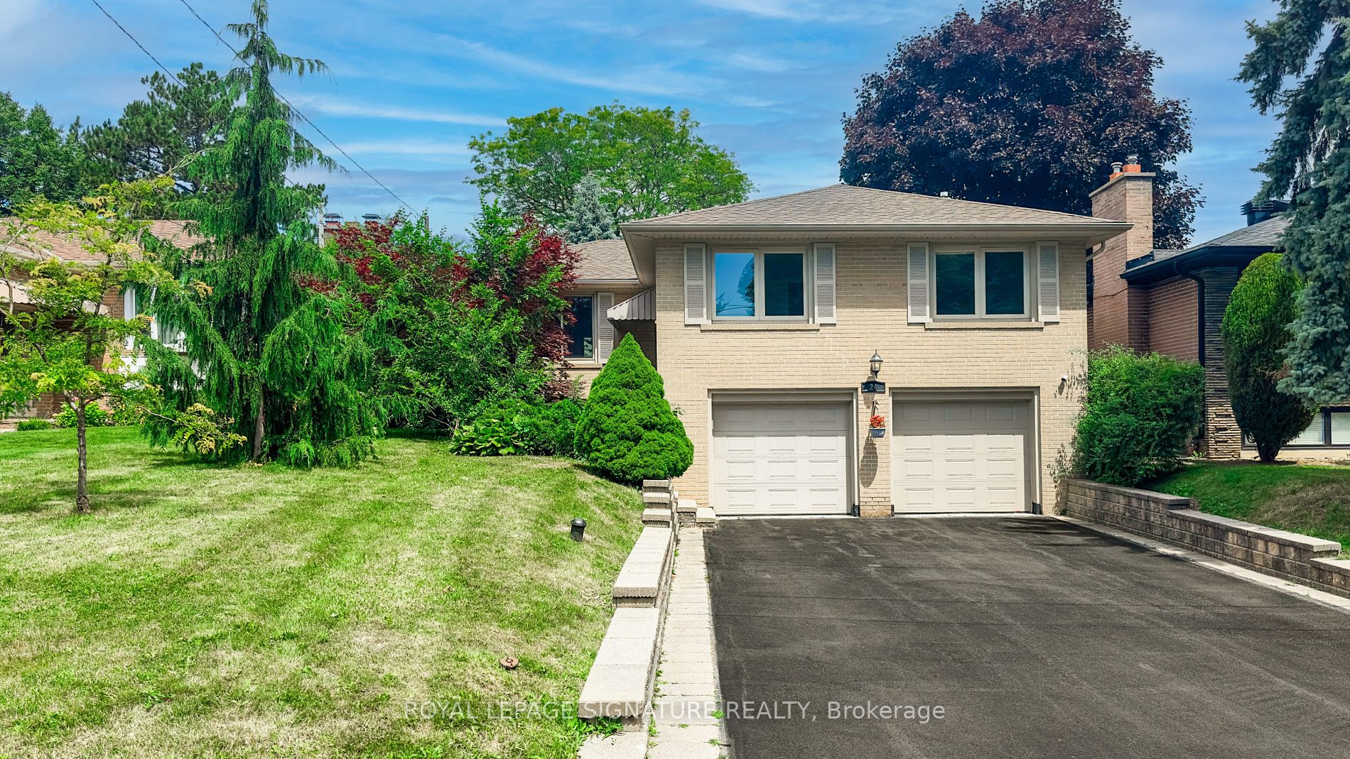 24 Burleigh Heights Drive