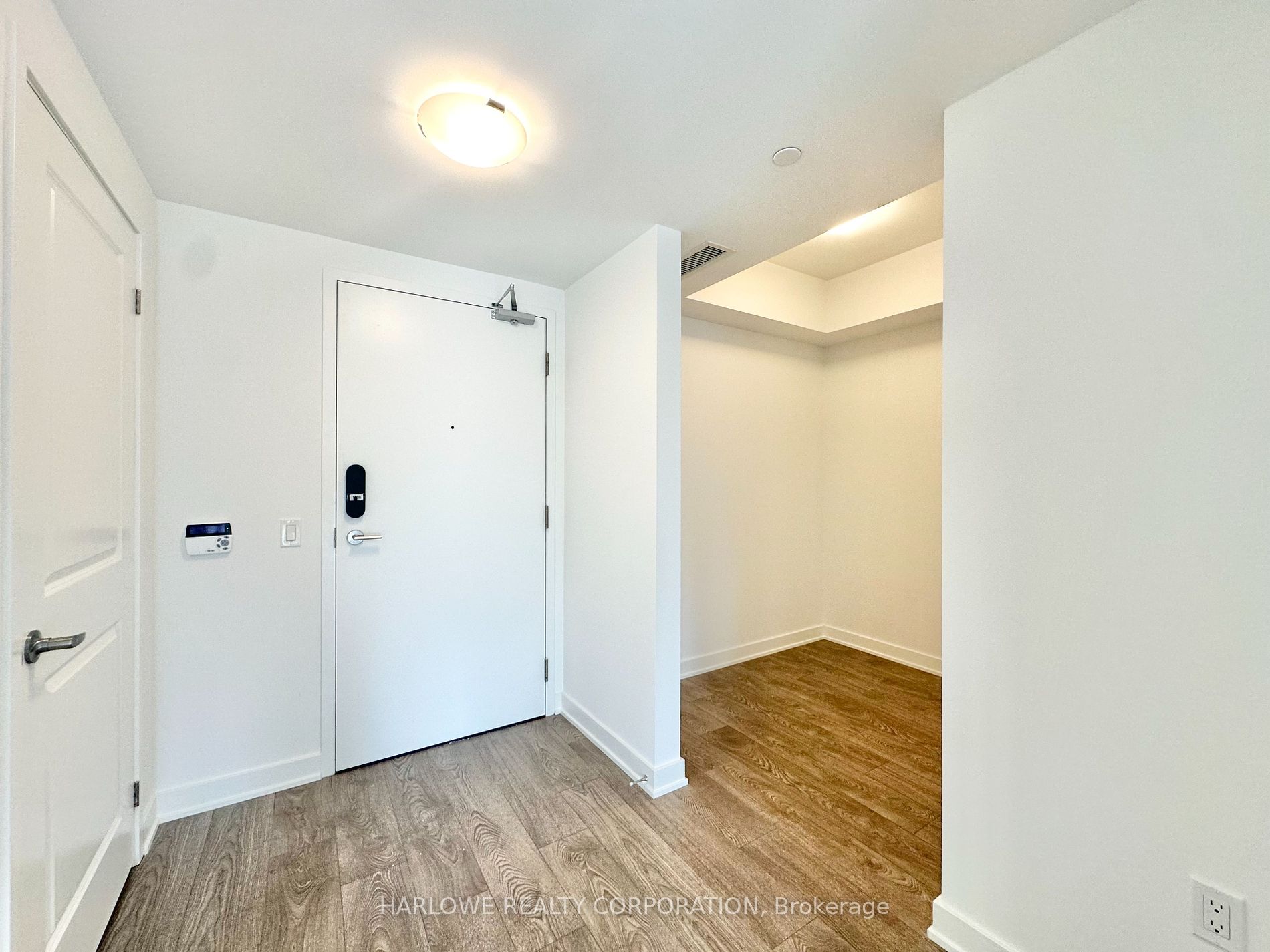 543 Richmond Street W #1008