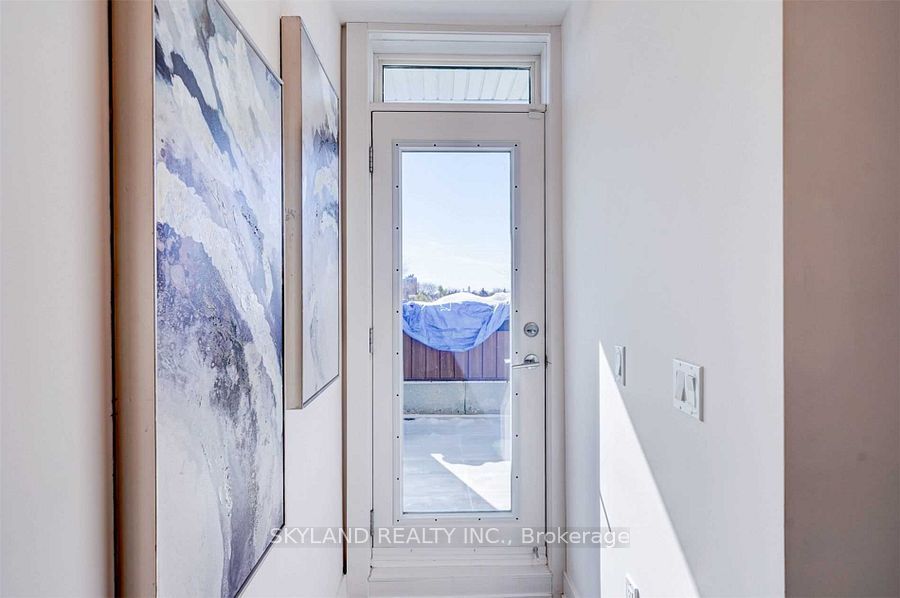 57 Finch Ave W, #41