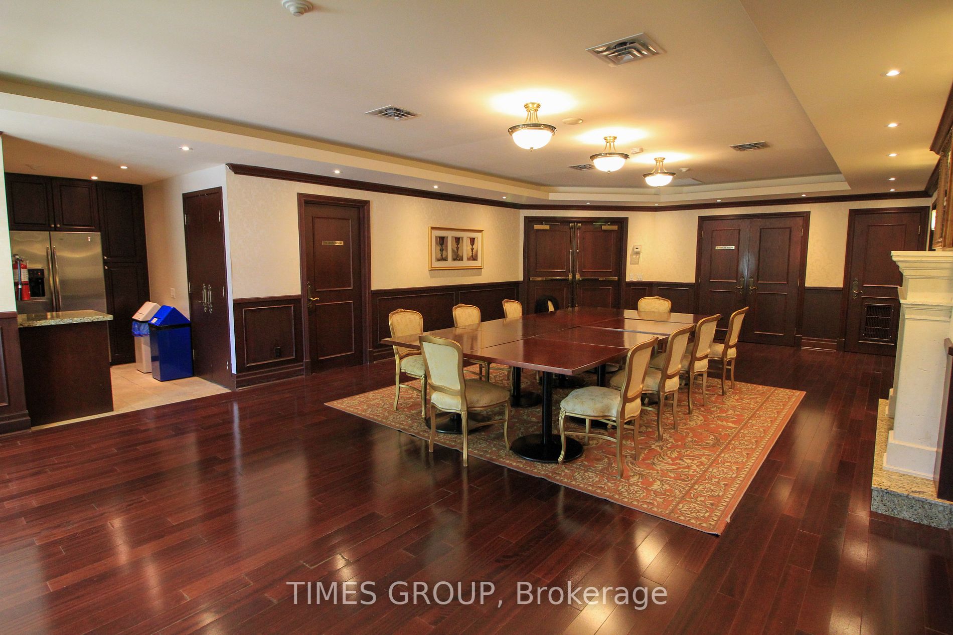 1 Clairtrell Road #808