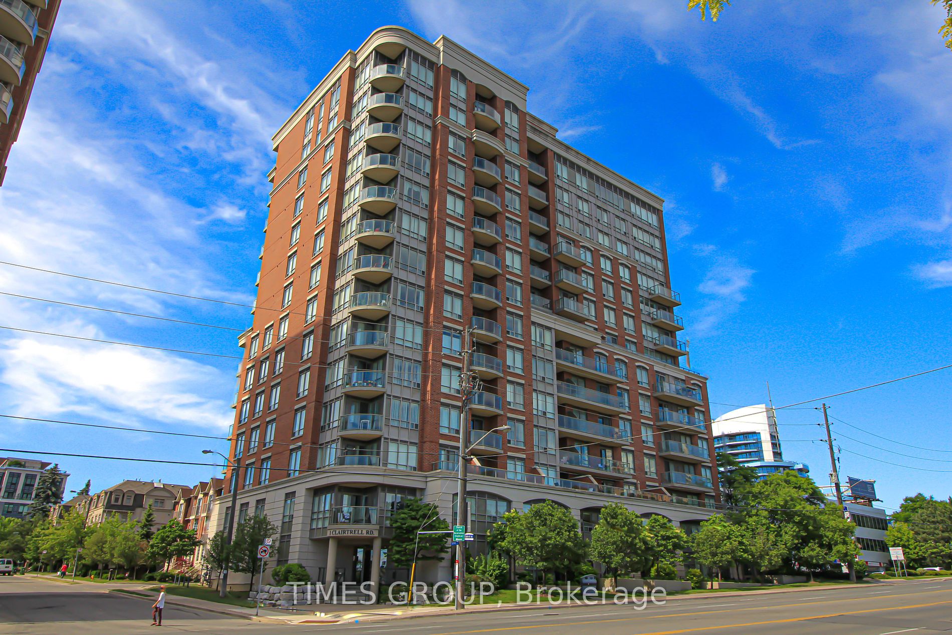 1 Clairtrell Road #808