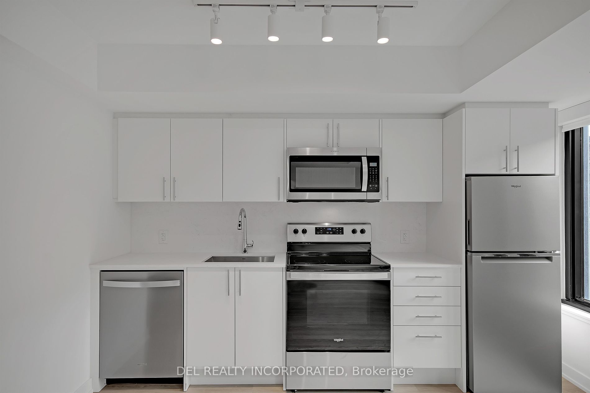 3 Strathgowan Avenue, #323