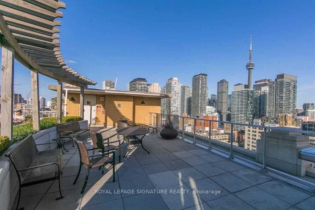 438 Richmond Street W, #608