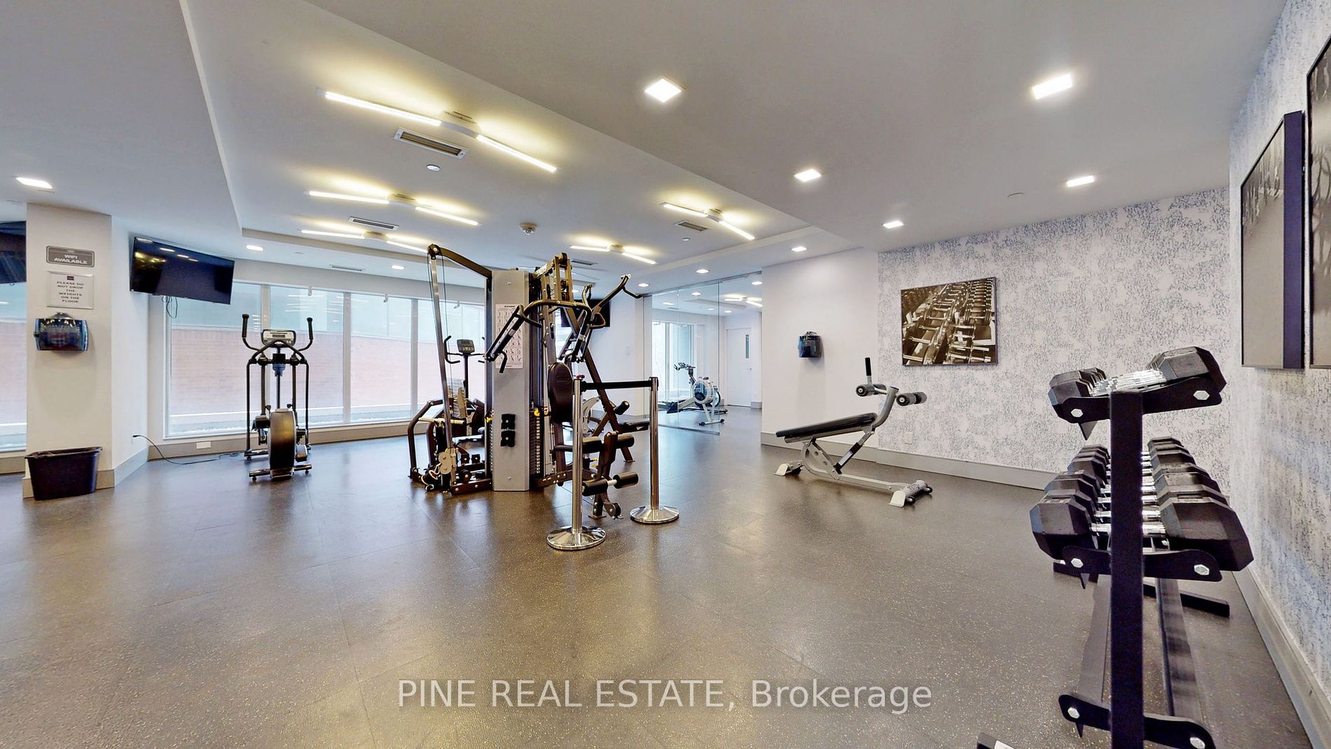 58 Orchard View Blvd, #1109