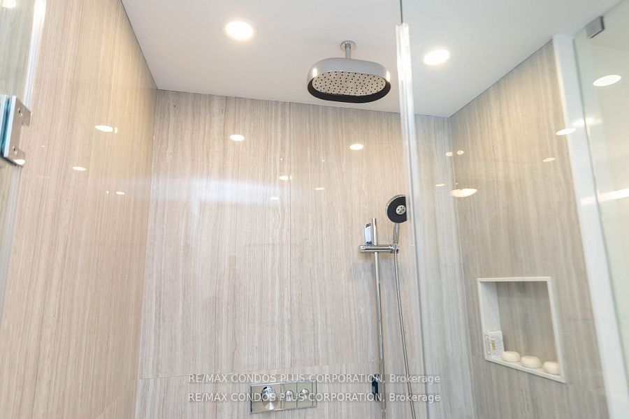 10 Bellair St, #801