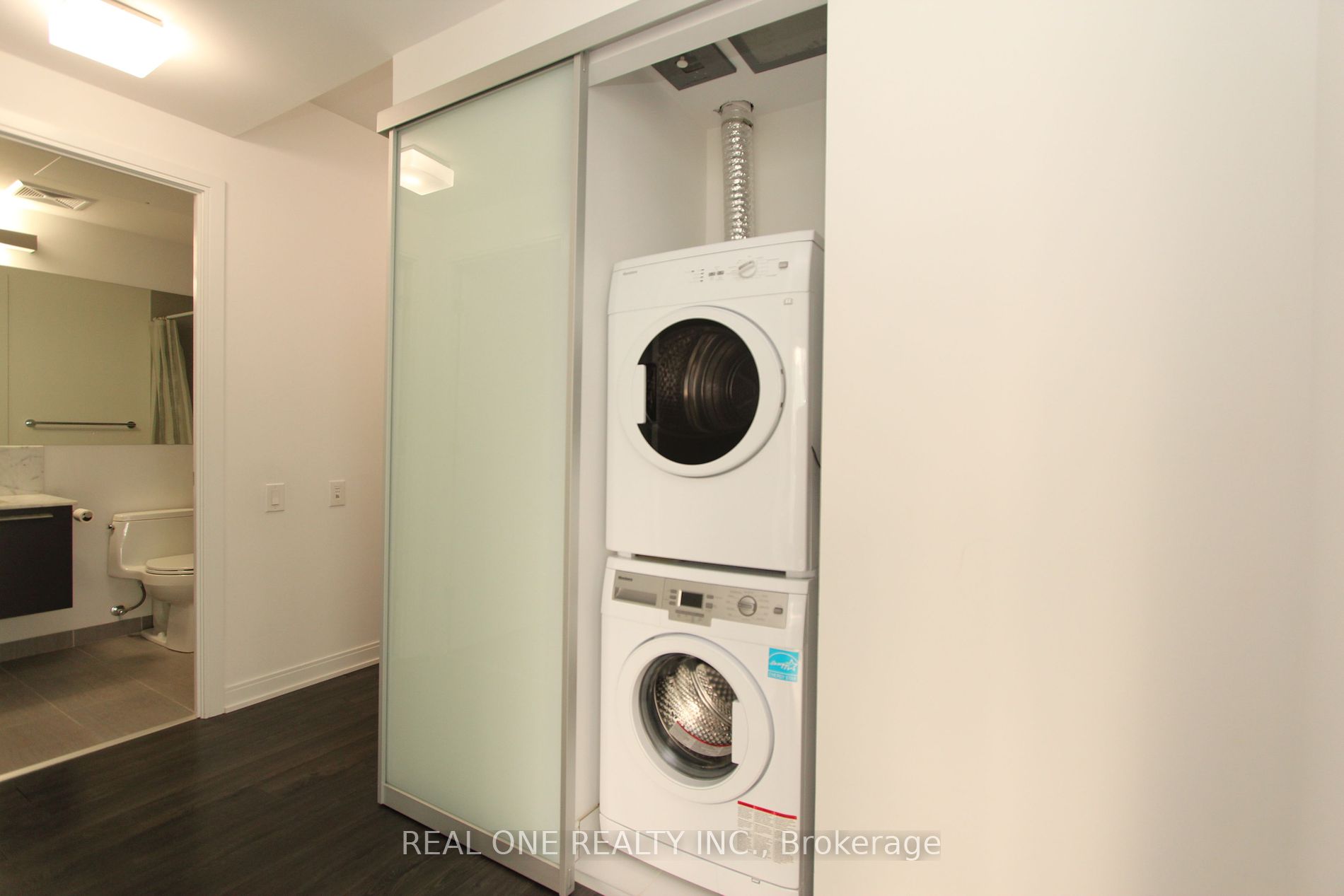 50 Charles St E, #2605