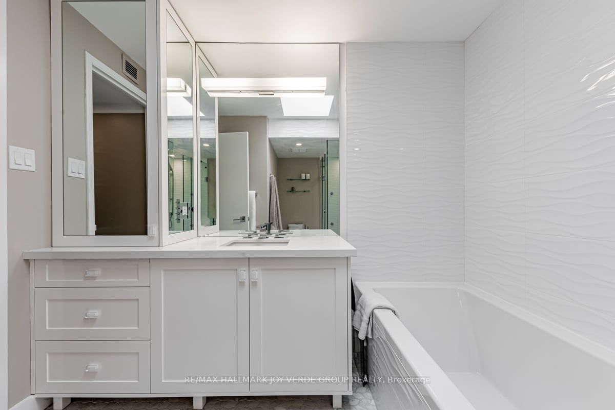 40 Oaklands Avenue, #335