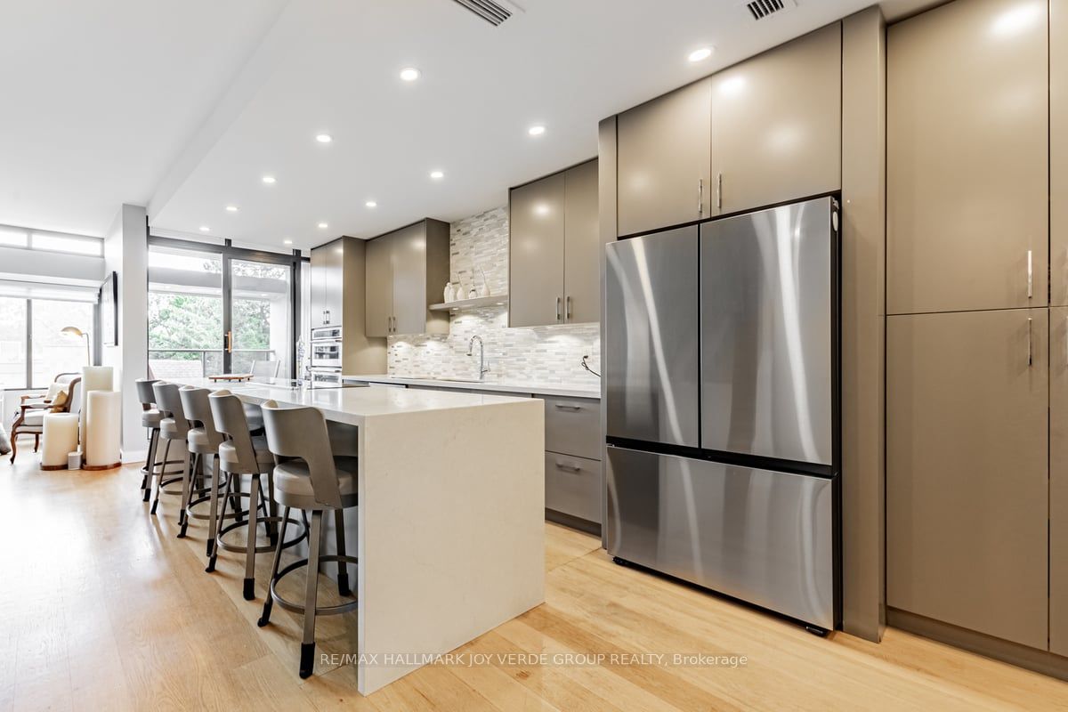 40 Oaklands Avenue, #335