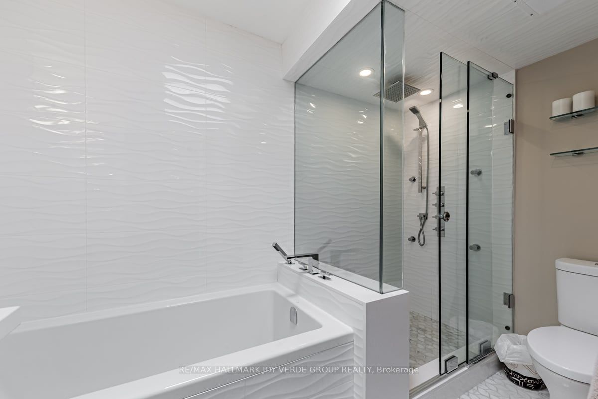 40 Oaklands Avenue, #335