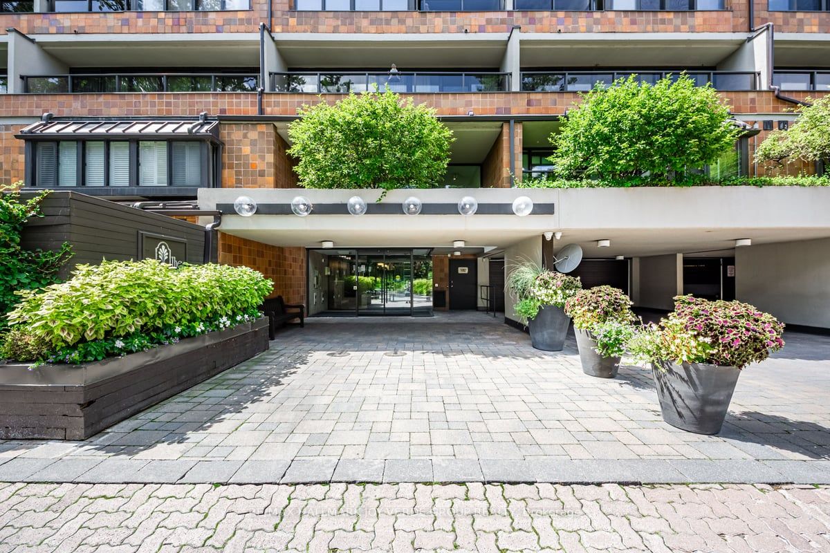 40 Oaklands Avenue, #335