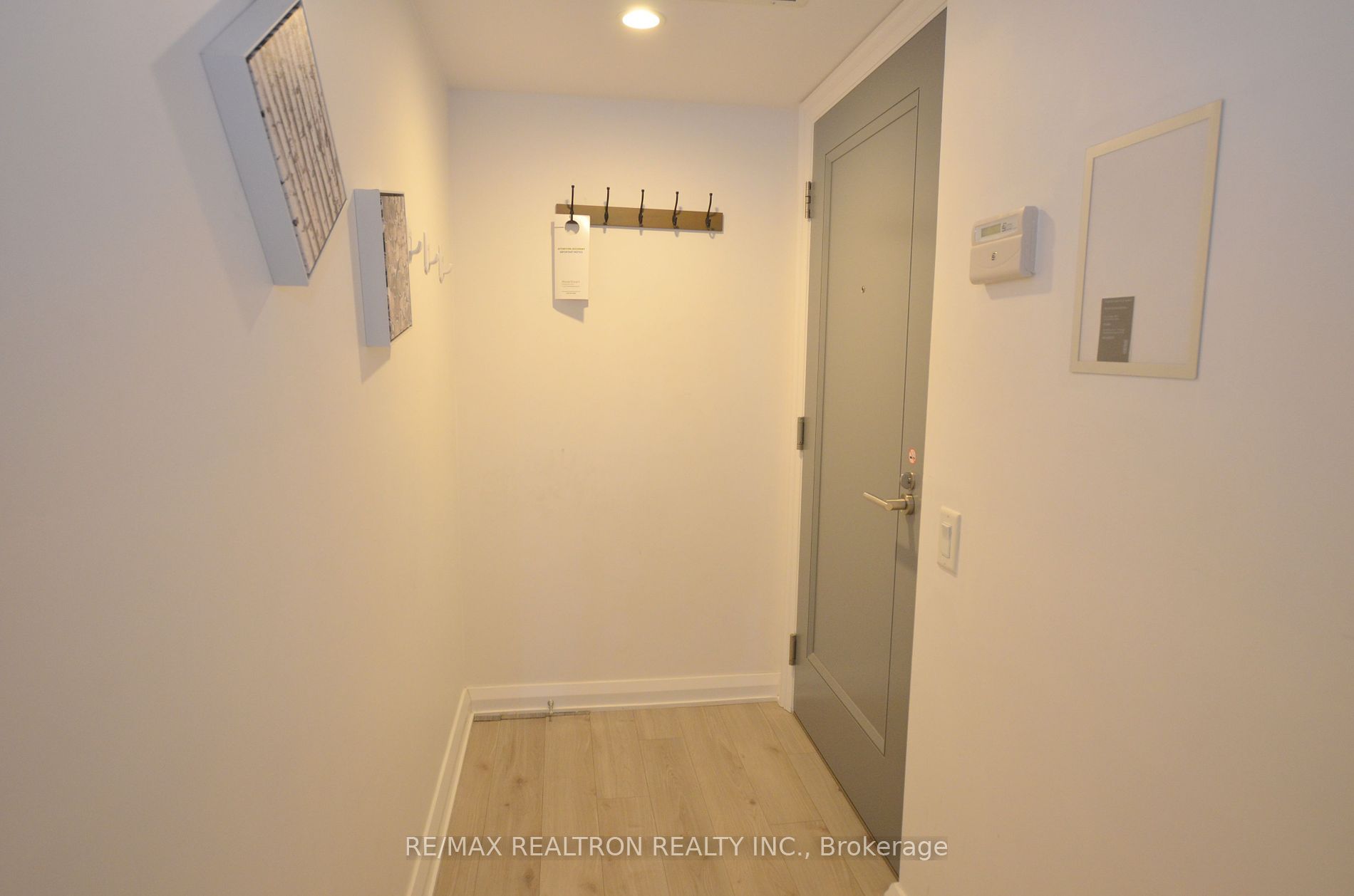155 Yorkville Ave, #713