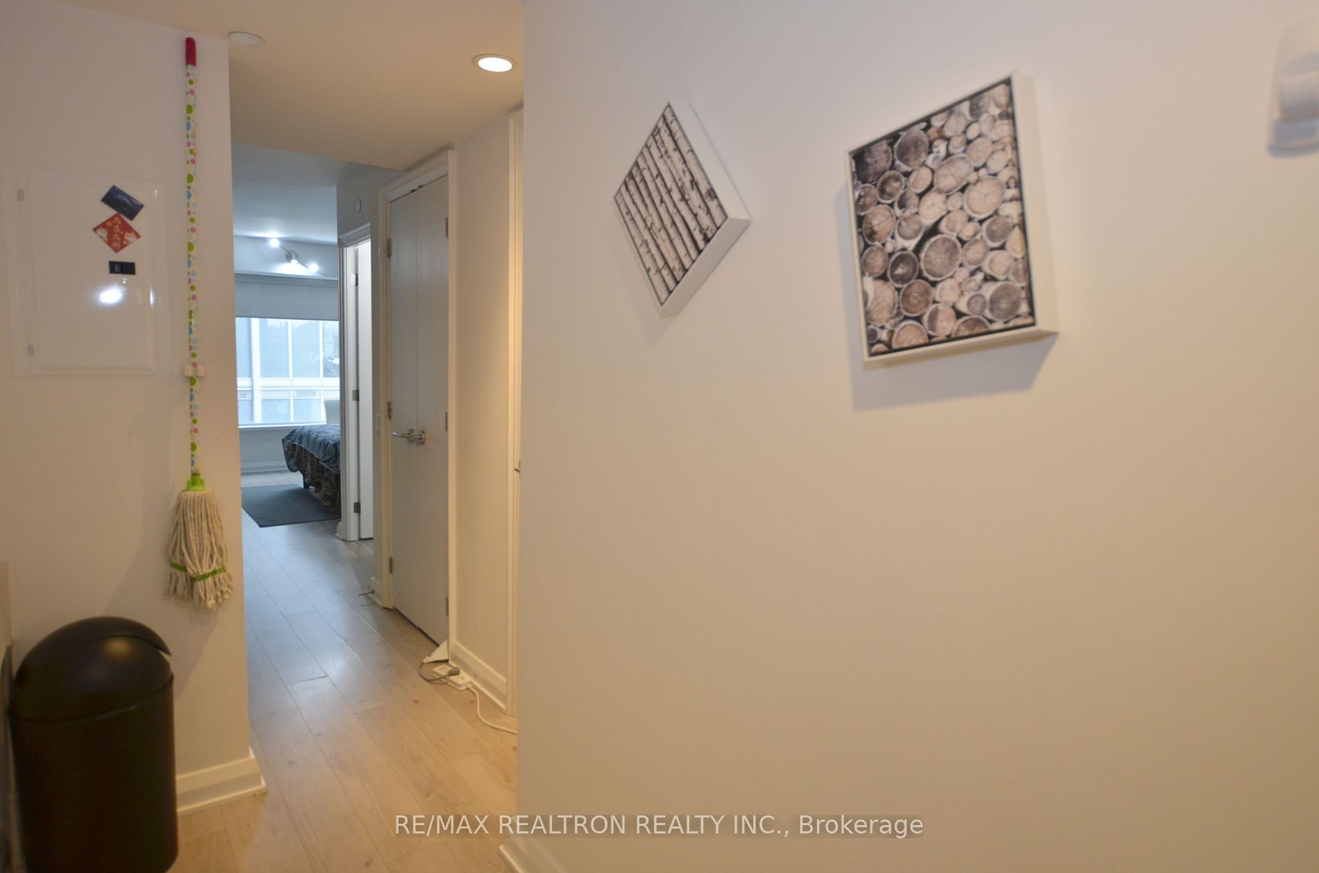155 Yorkville Ave, #713