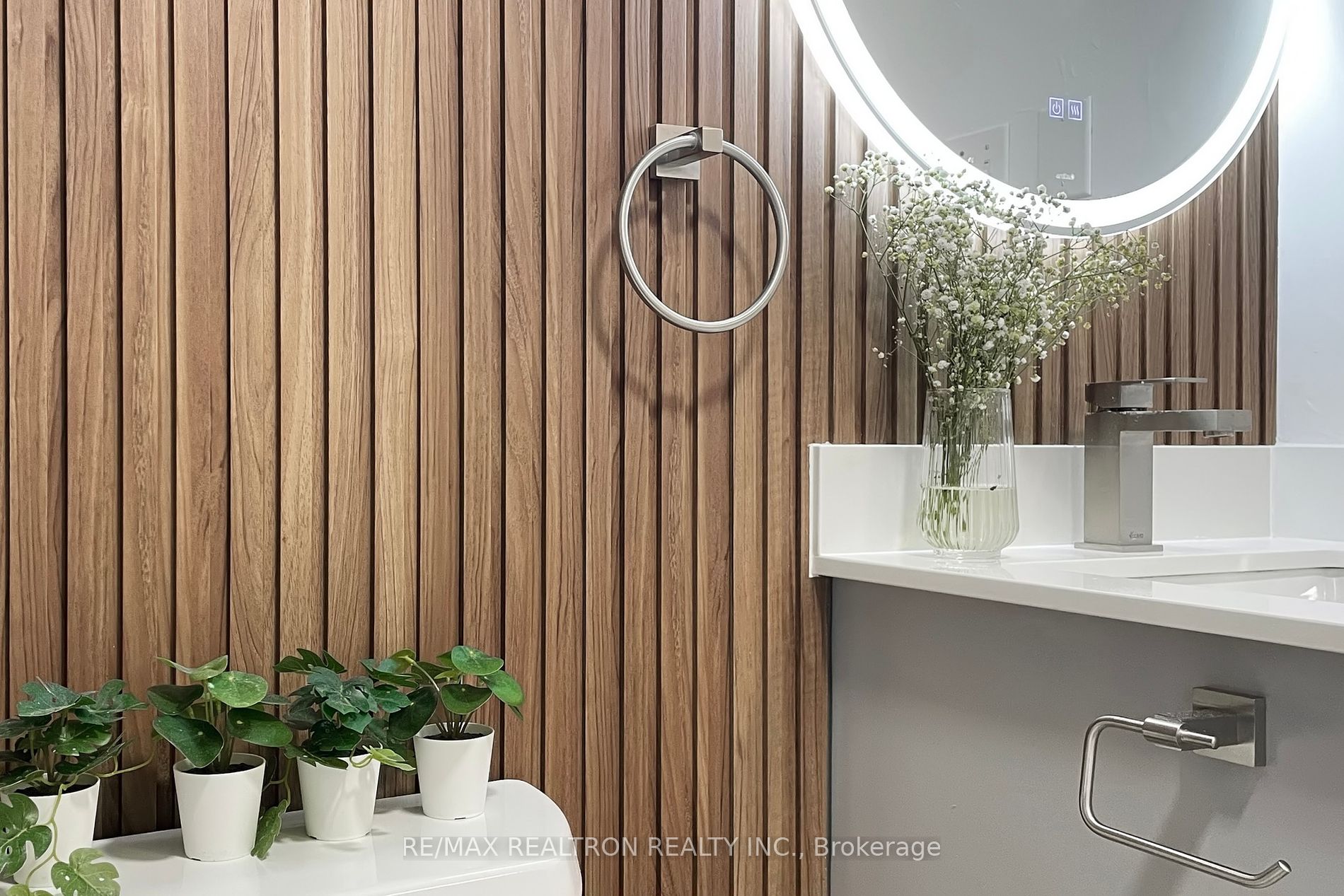 95 Prince Arthur Avenue, #311