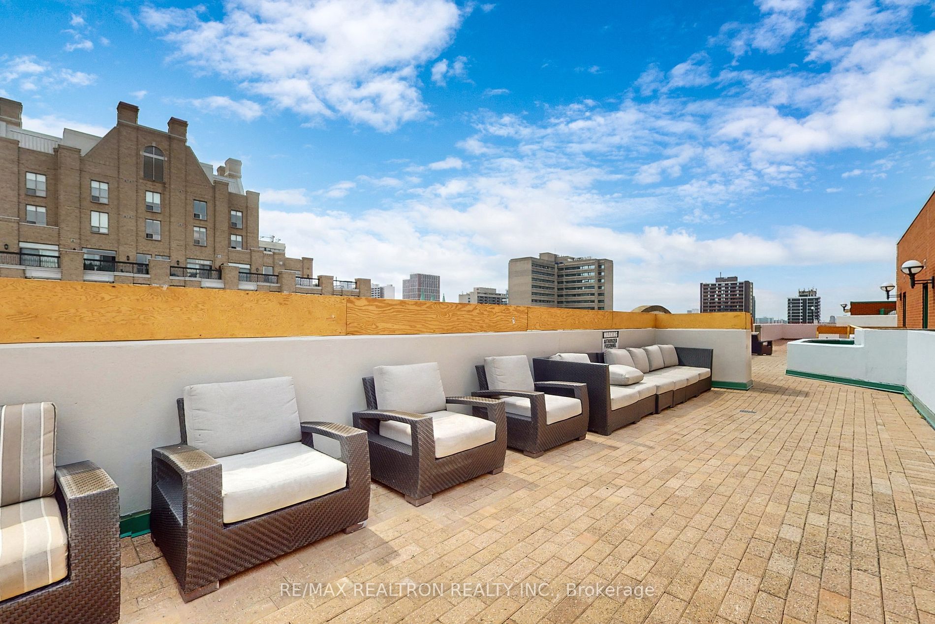 95 Prince Arthur Avenue, #311