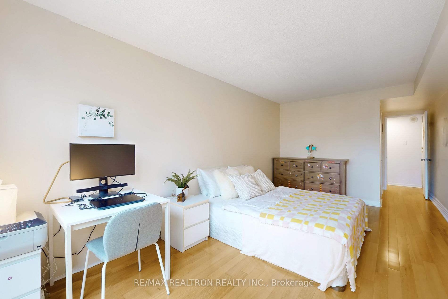 95 Prince Arthur Avenue, #311