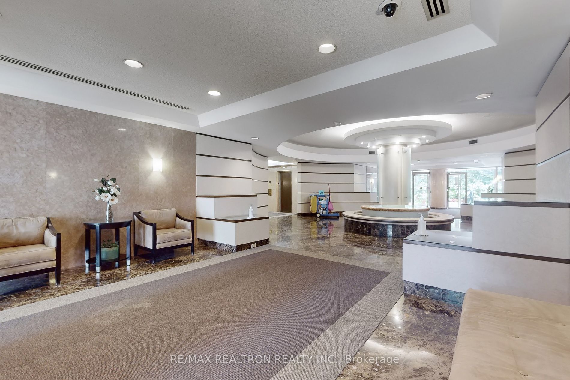 95 Prince Arthur Avenue, #311