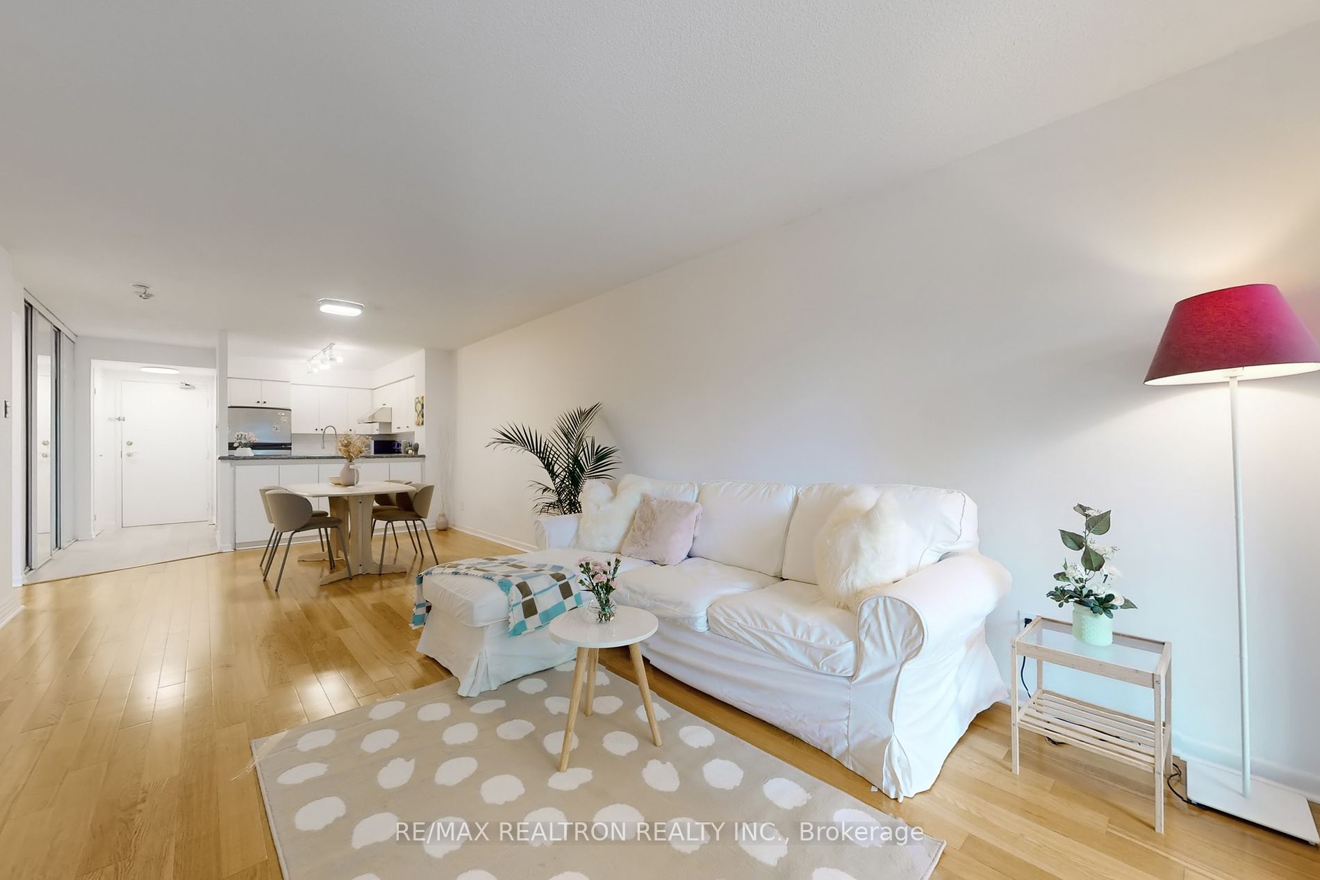 95 Prince Arthur Avenue, #311