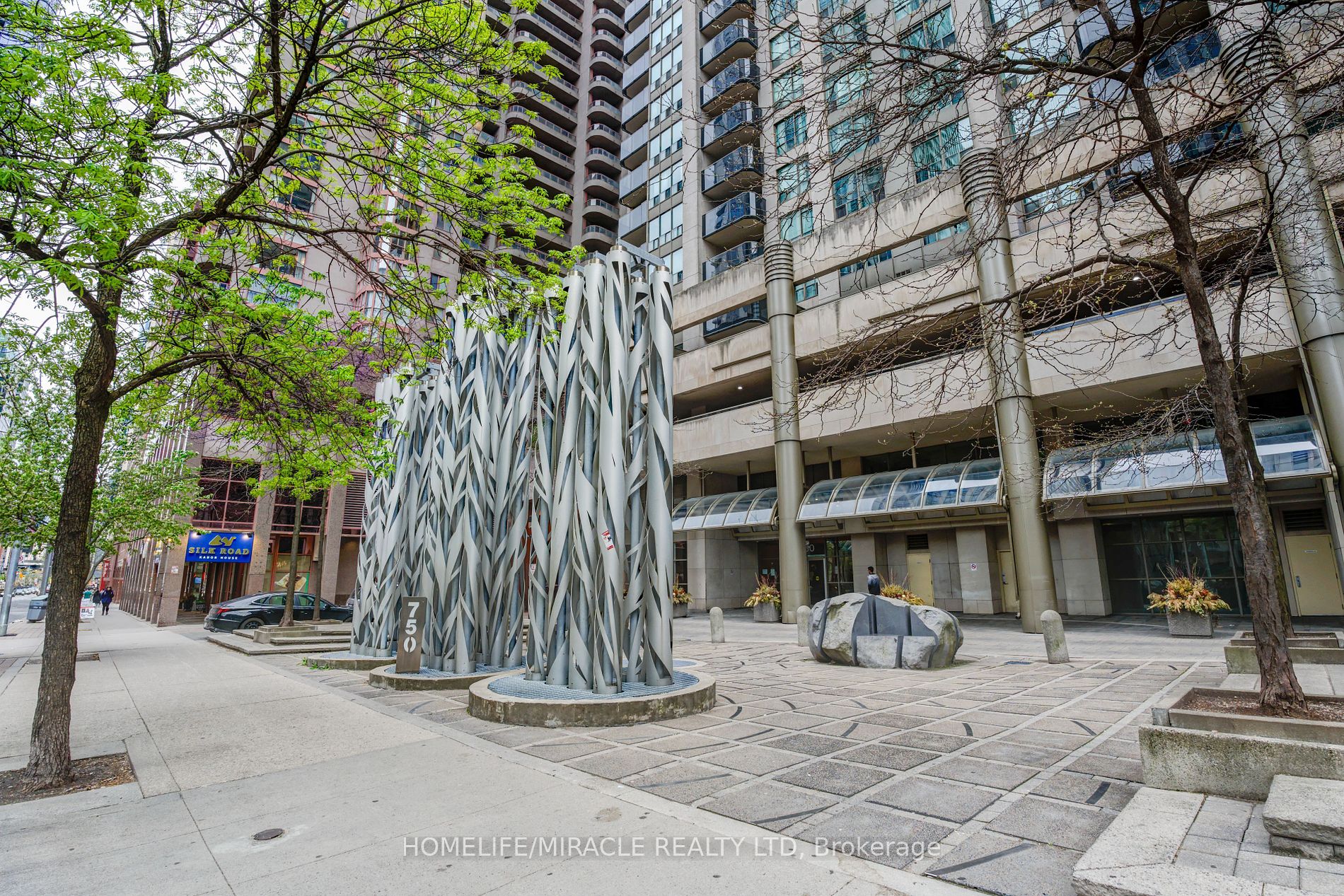 750 Bay St, #2705