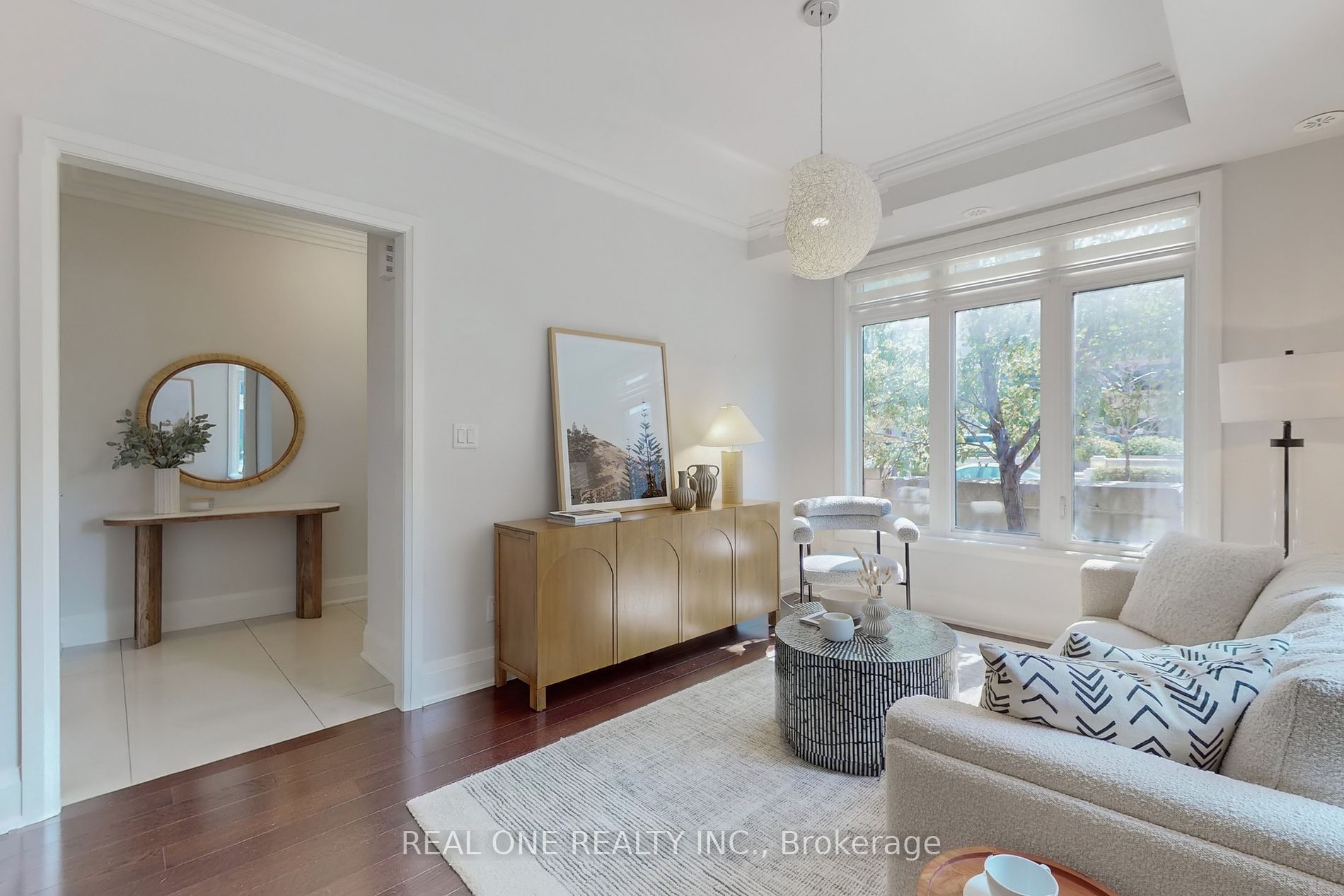 115 Harrison Garden Blvd, #Th 49