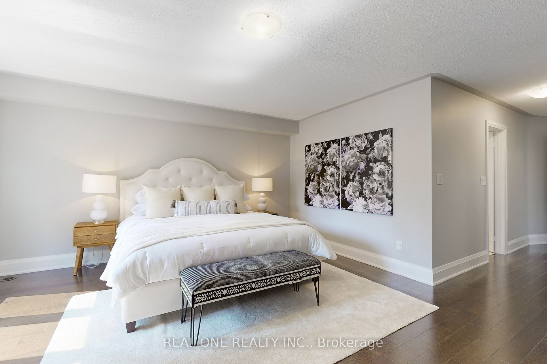 115 Harrison Garden Blvd, #Th 49