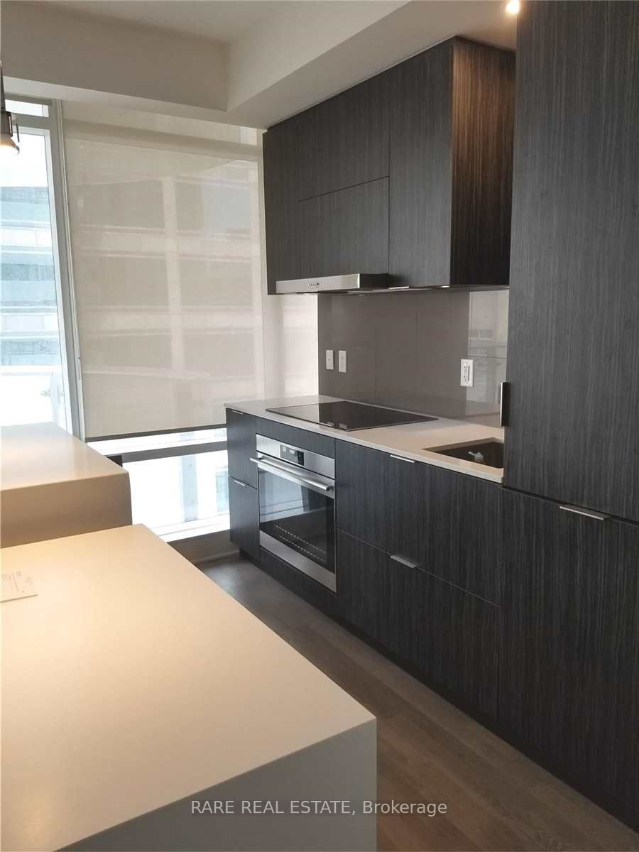 1 Bloor Street E #1103