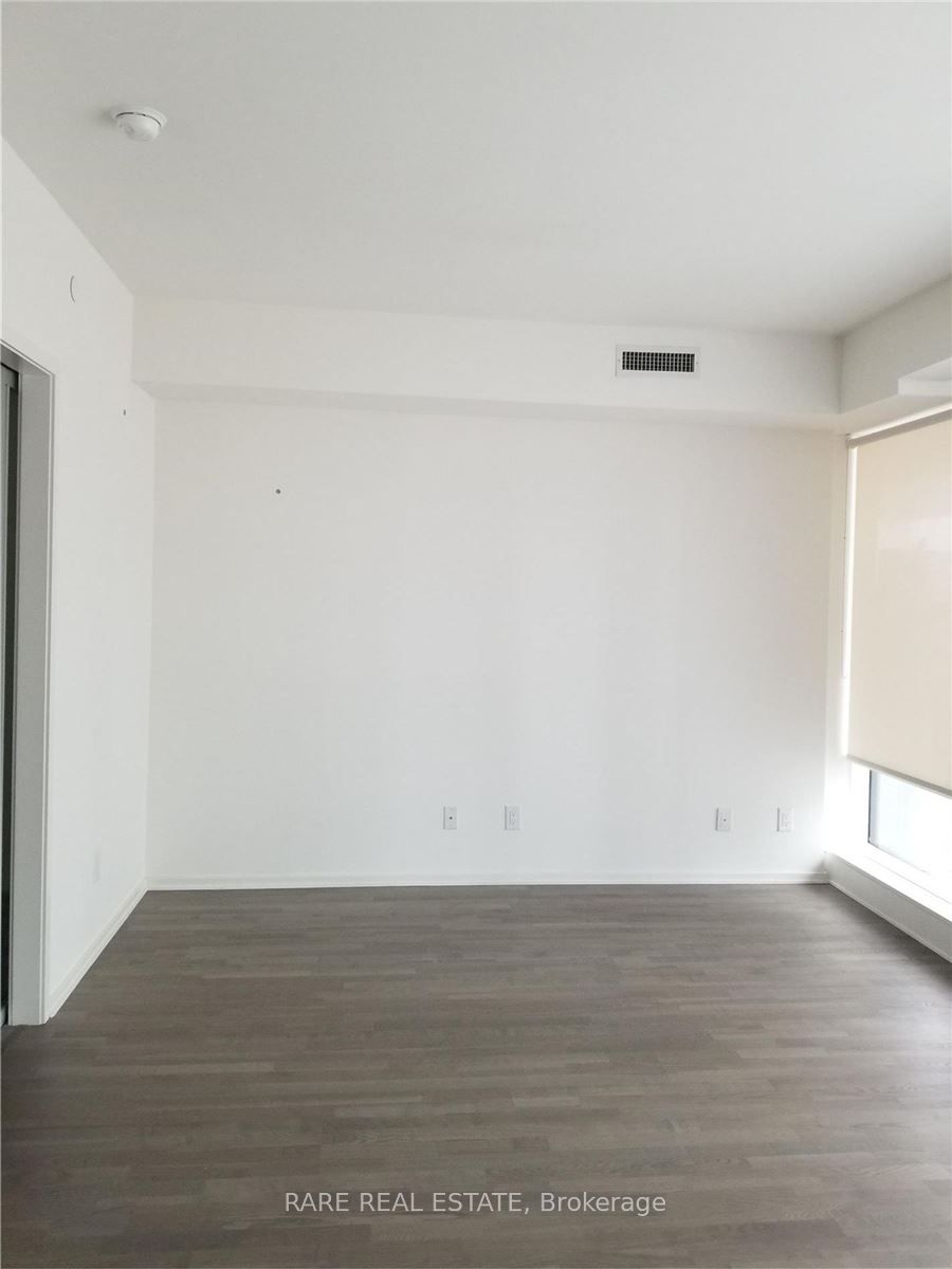 1 Bloor Street E #1103