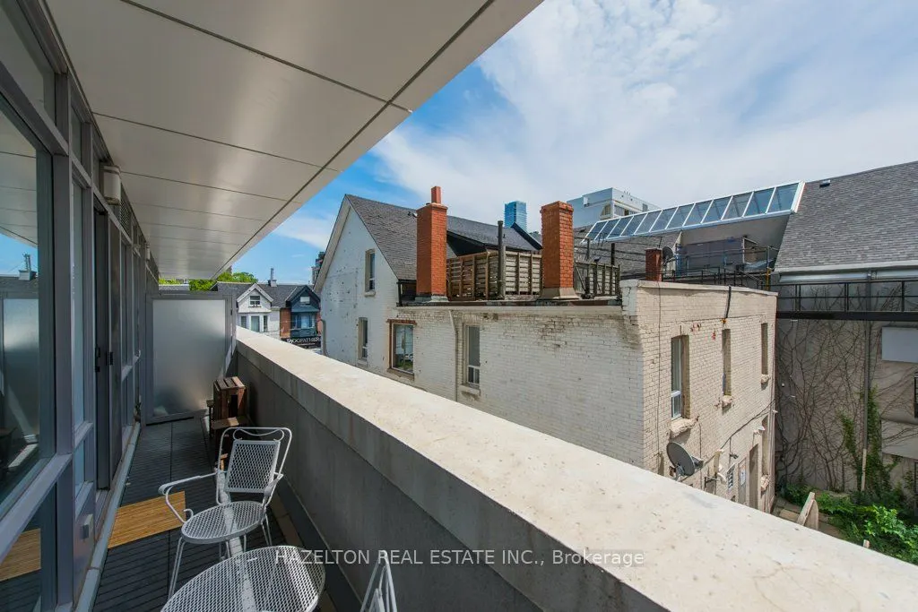 170 Avenue Rd, #211