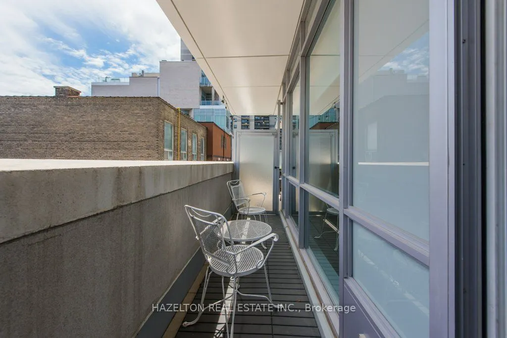 170 Avenue Rd, #211