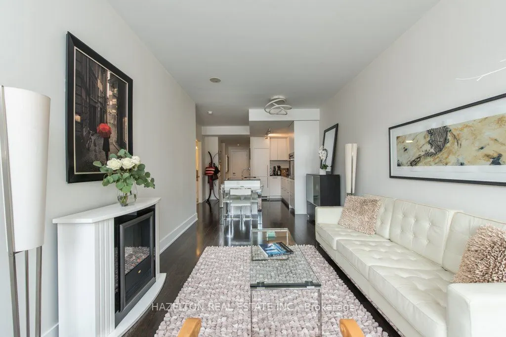 170 Avenue Rd, #211