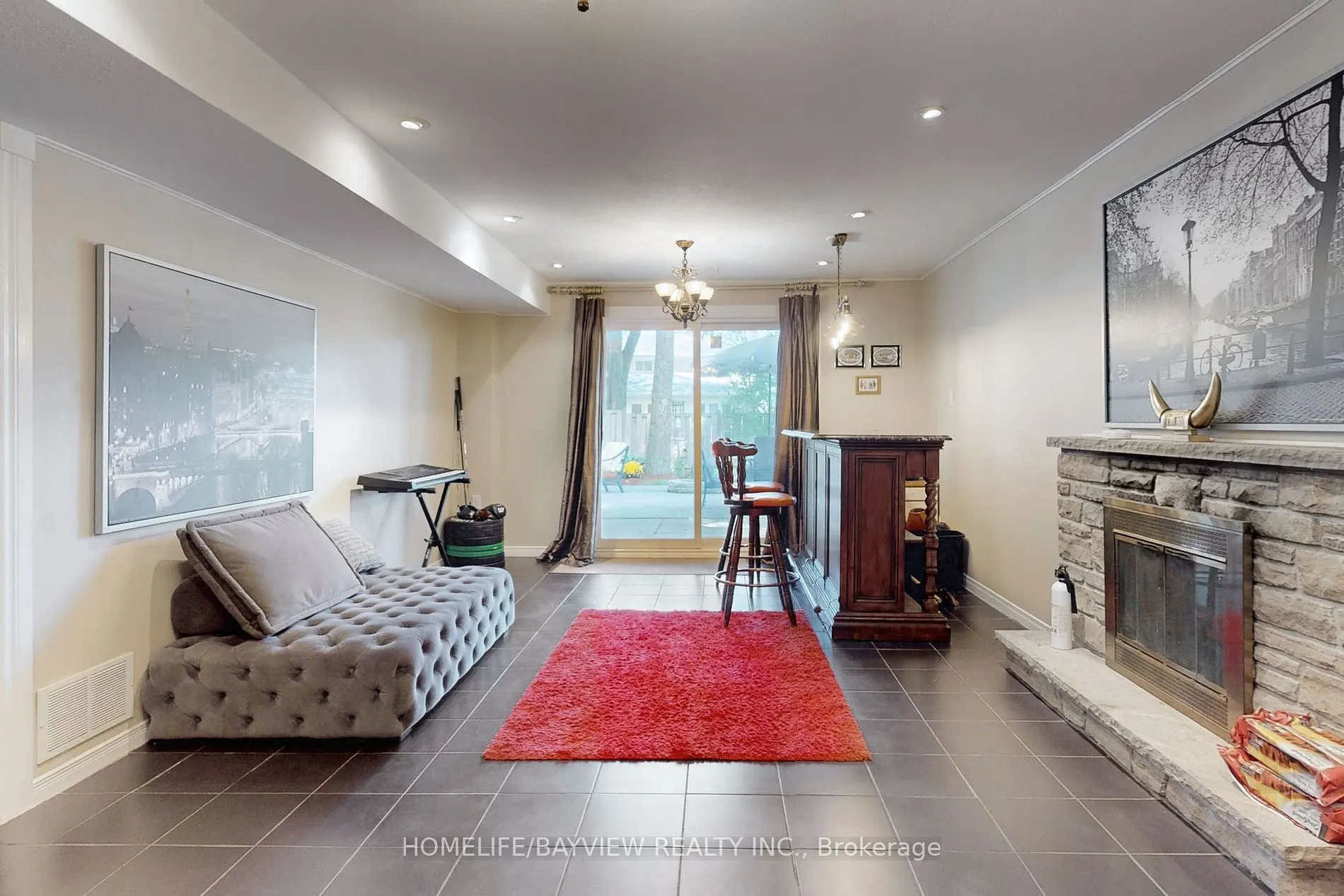 2 Fleming Dr