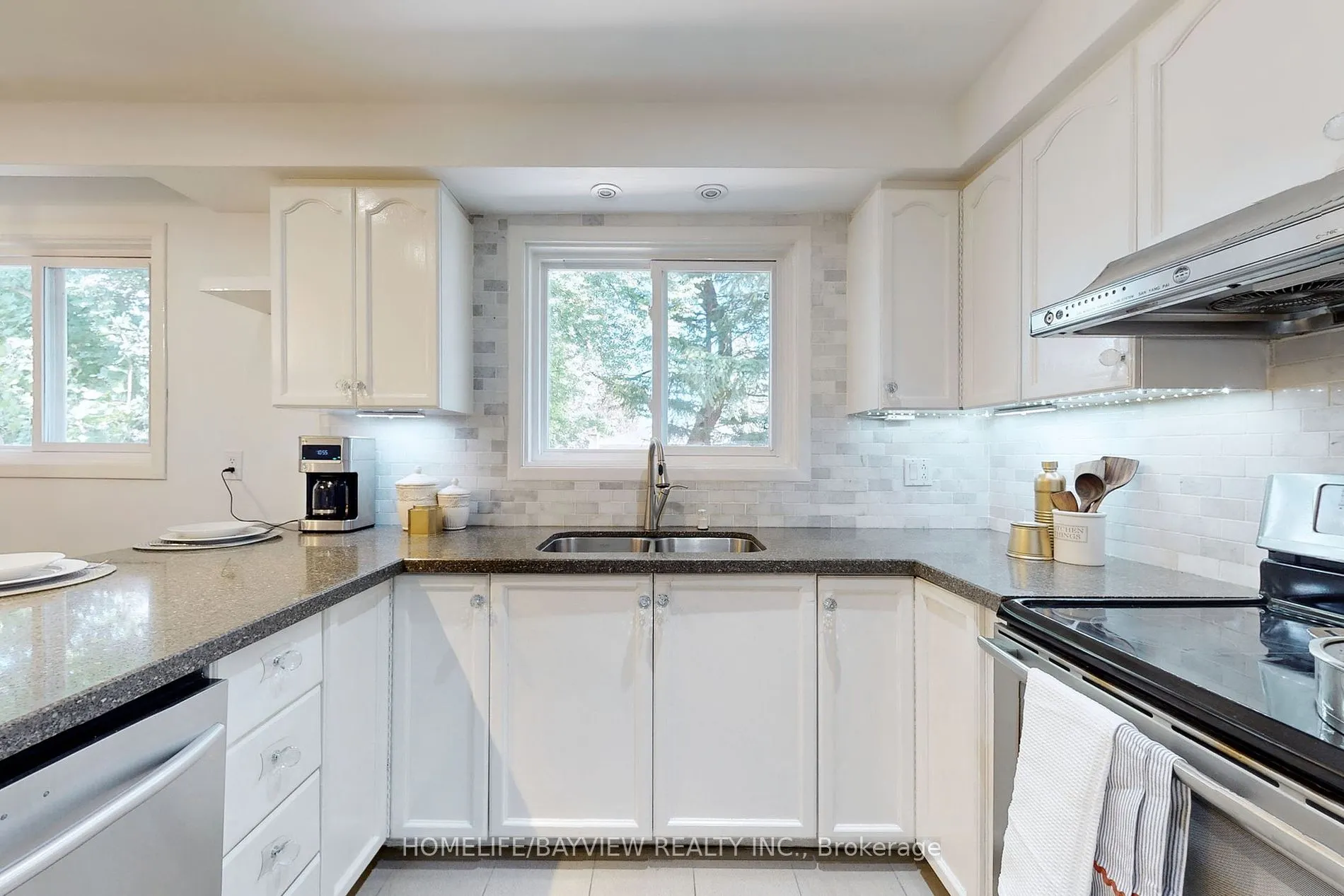 2 Fleming Dr