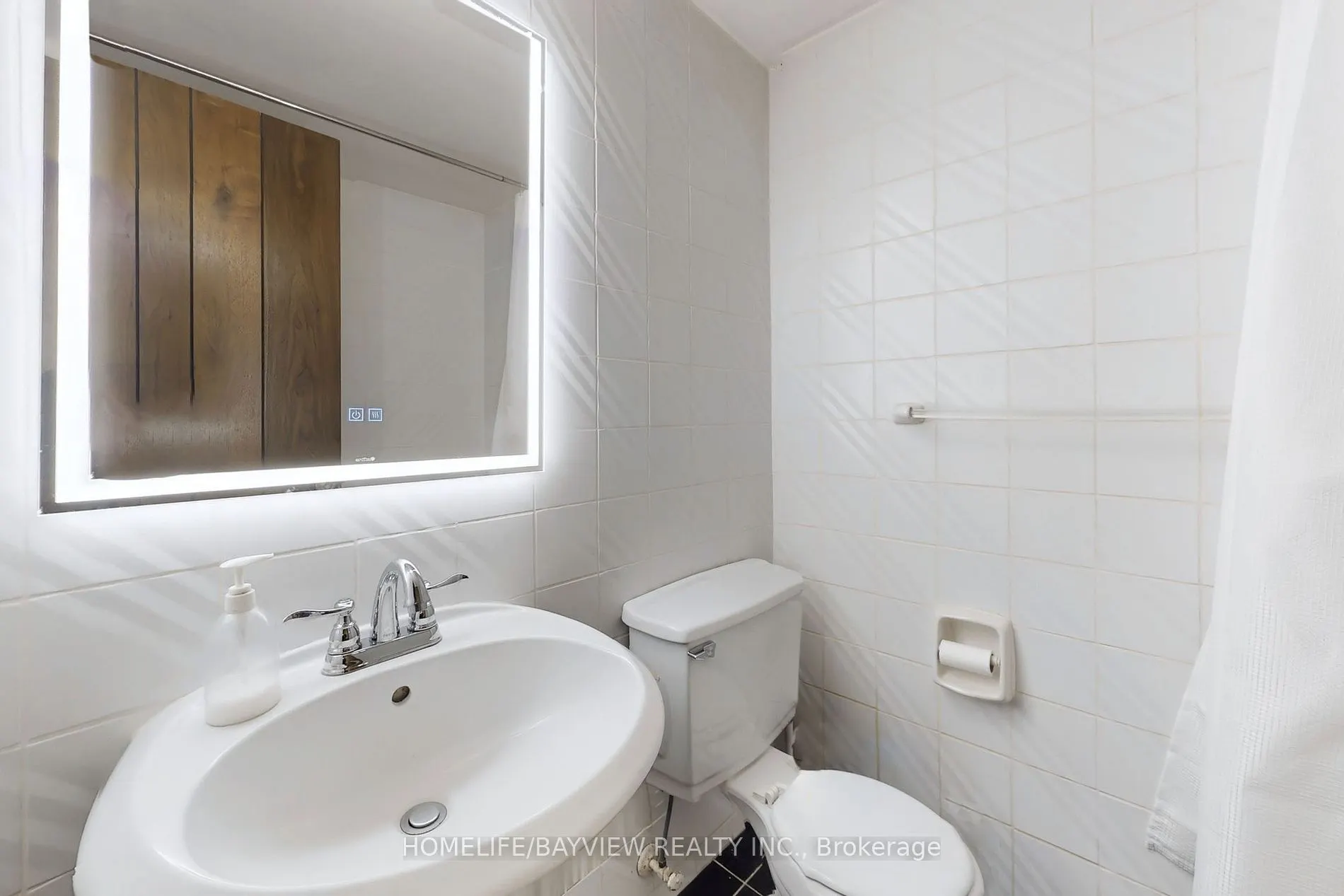2 Fleming Dr