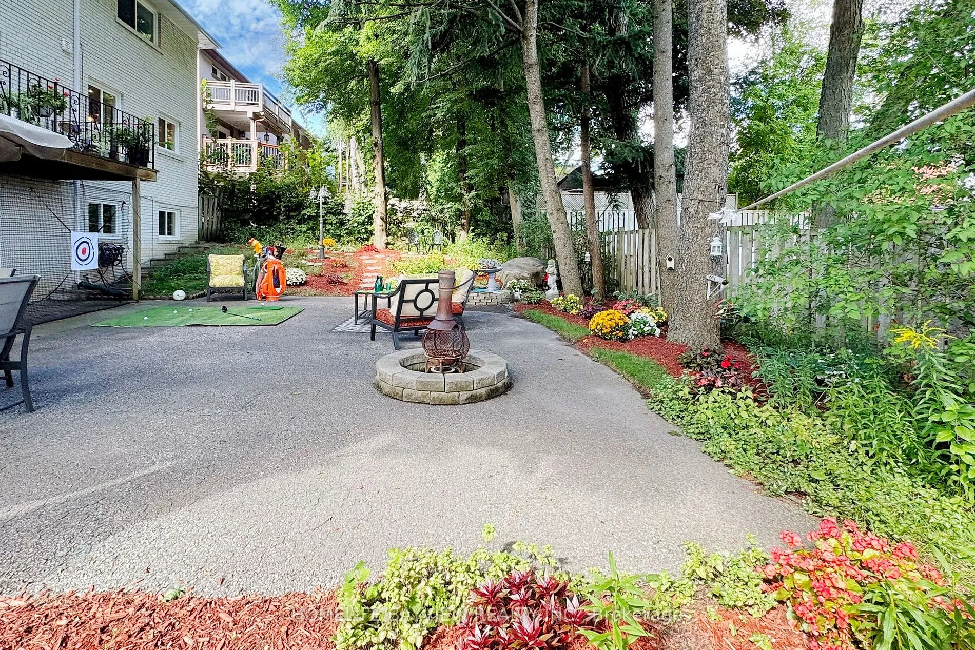 2 Fleming Dr