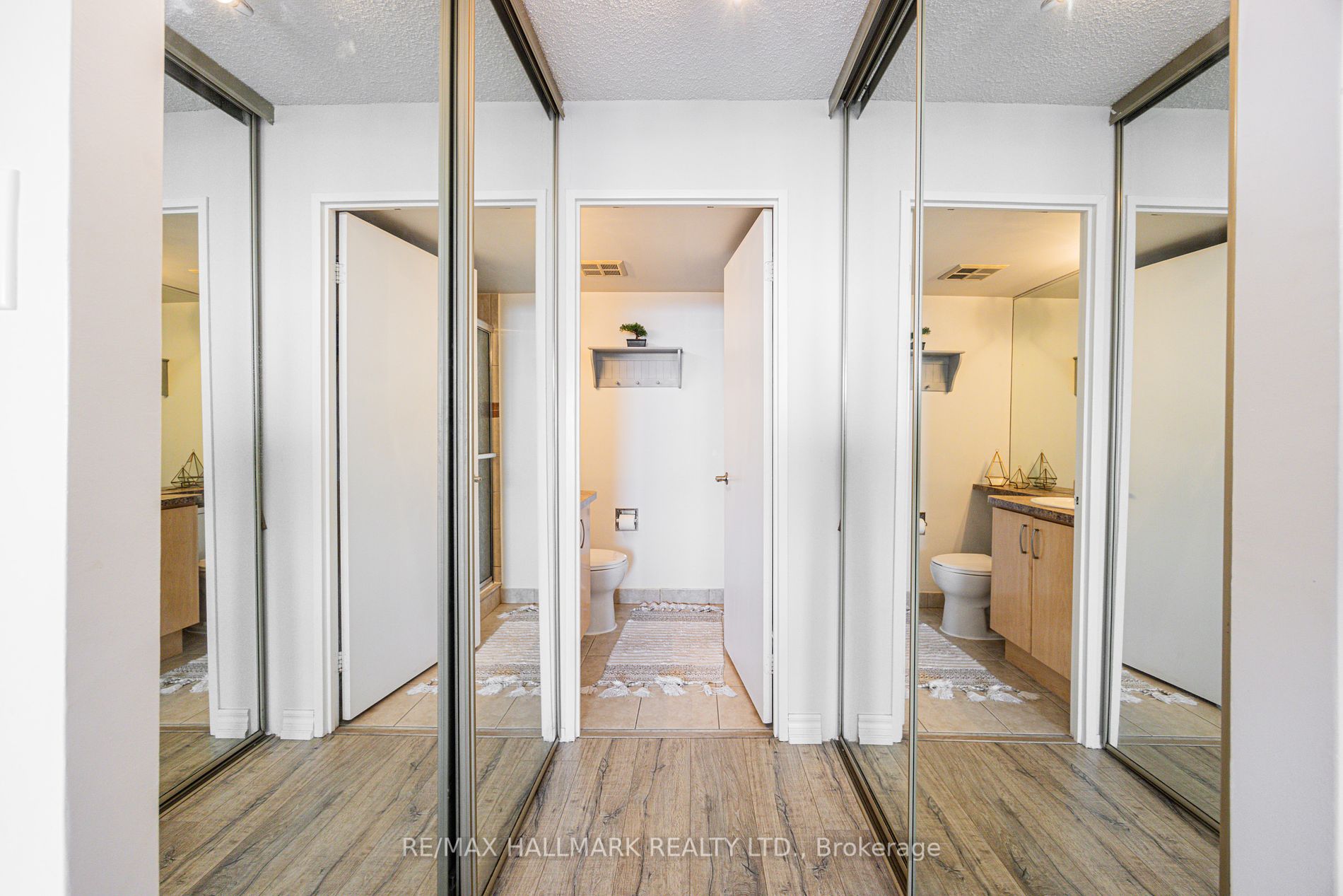 1101 Steeles Ave W, #Ph210