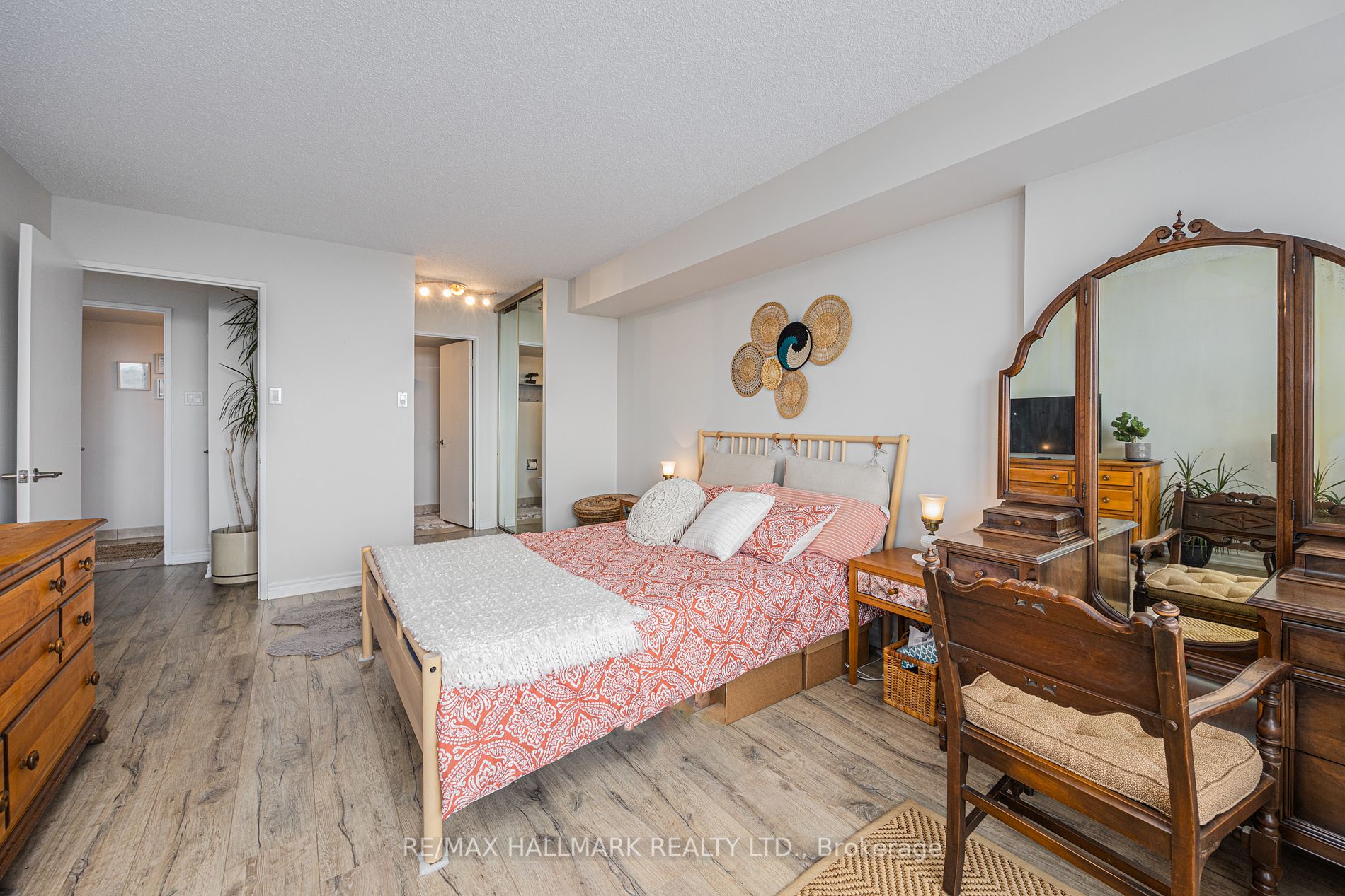 1101 Steeles Ave W, #Ph210