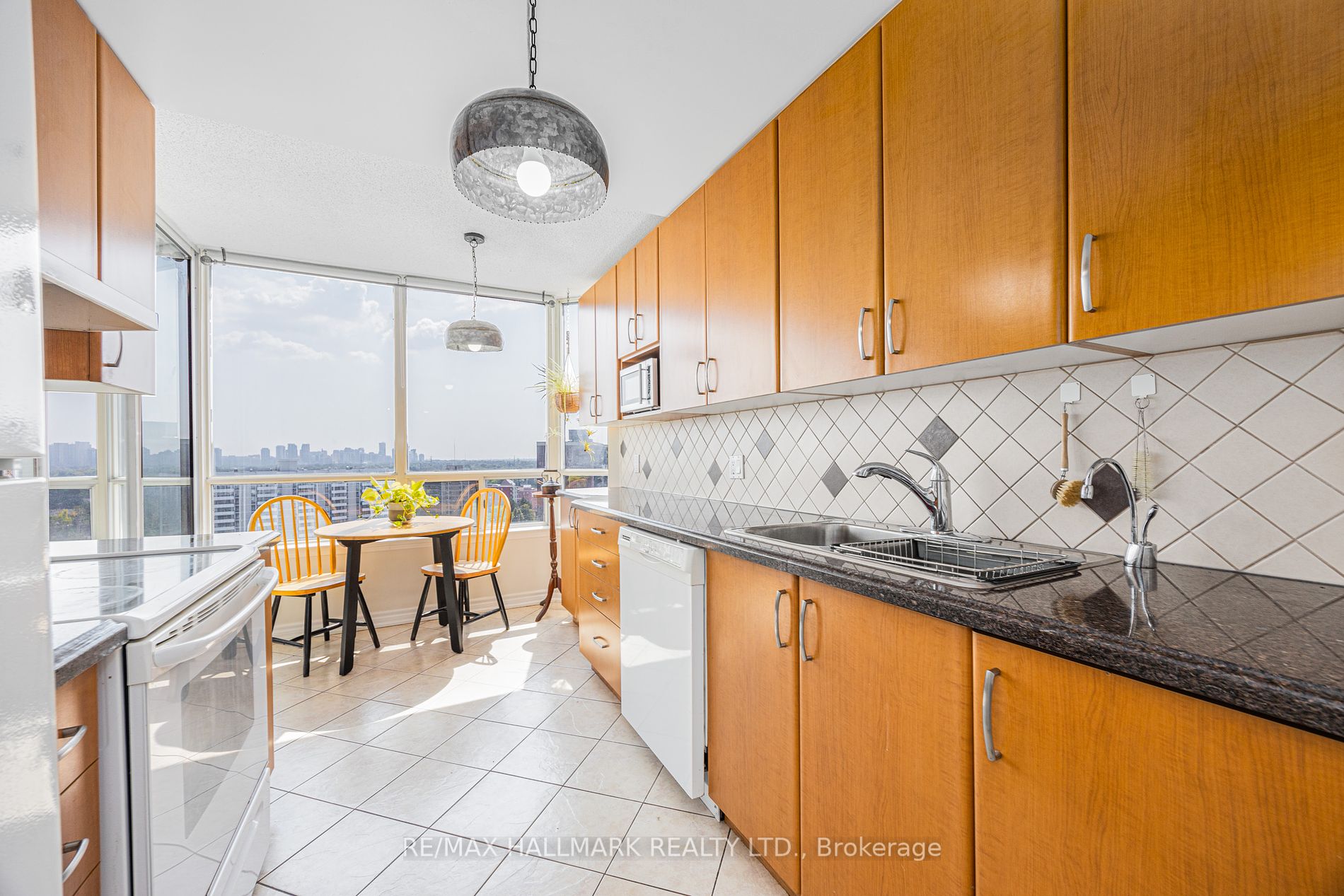 1101 Steeles Ave W, #Ph210