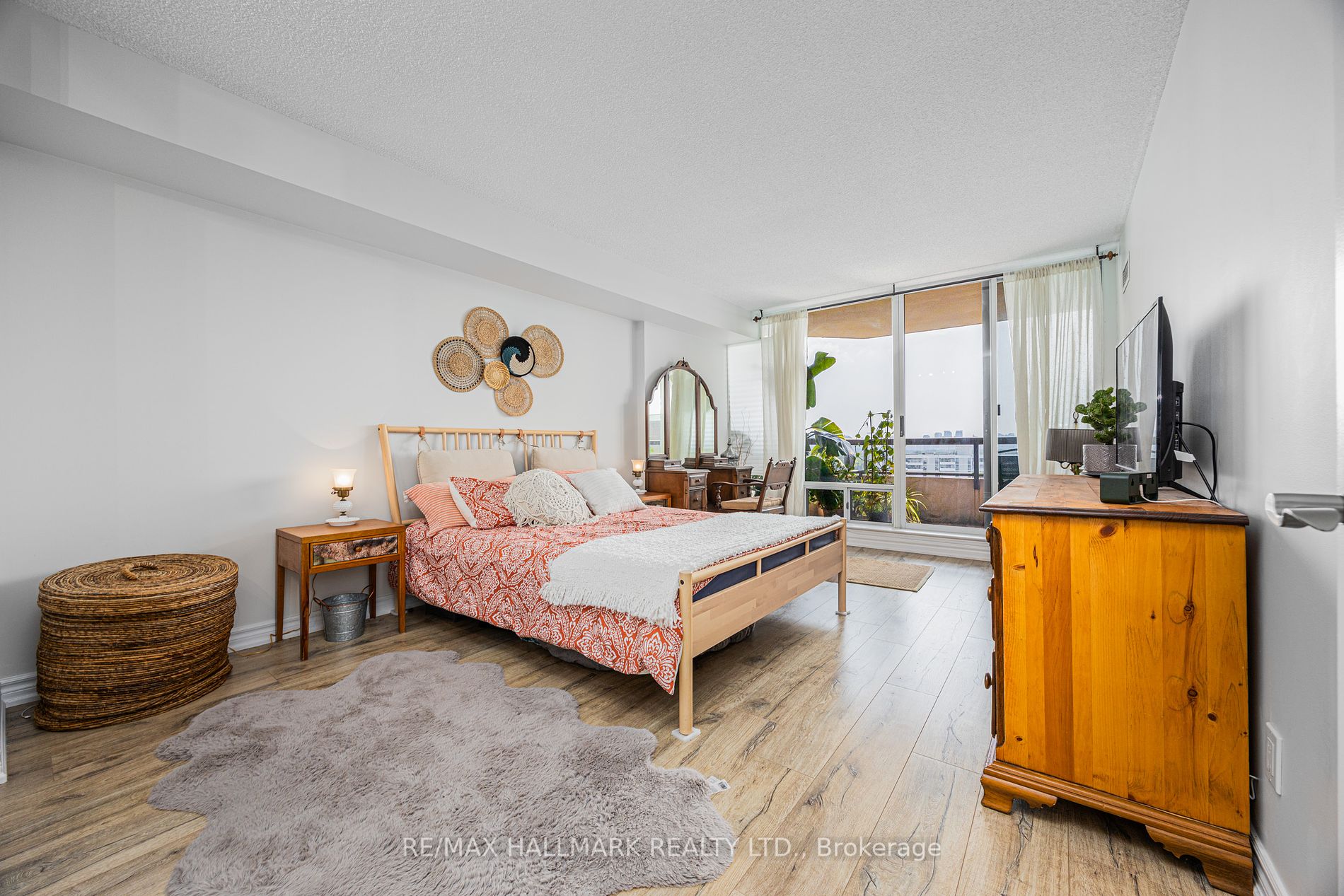1101 Steeles Ave W, #Ph210