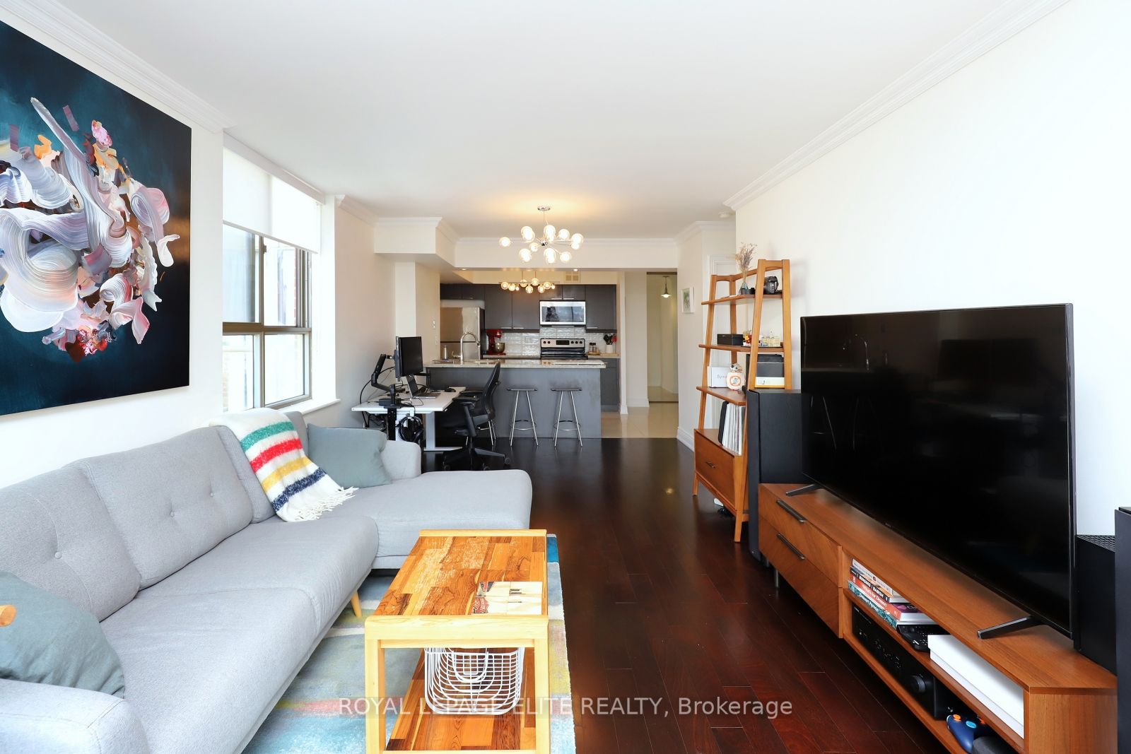 95 LOMBARD St, #904