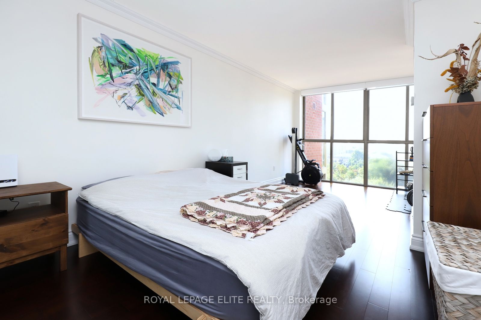 95 LOMBARD St, #904