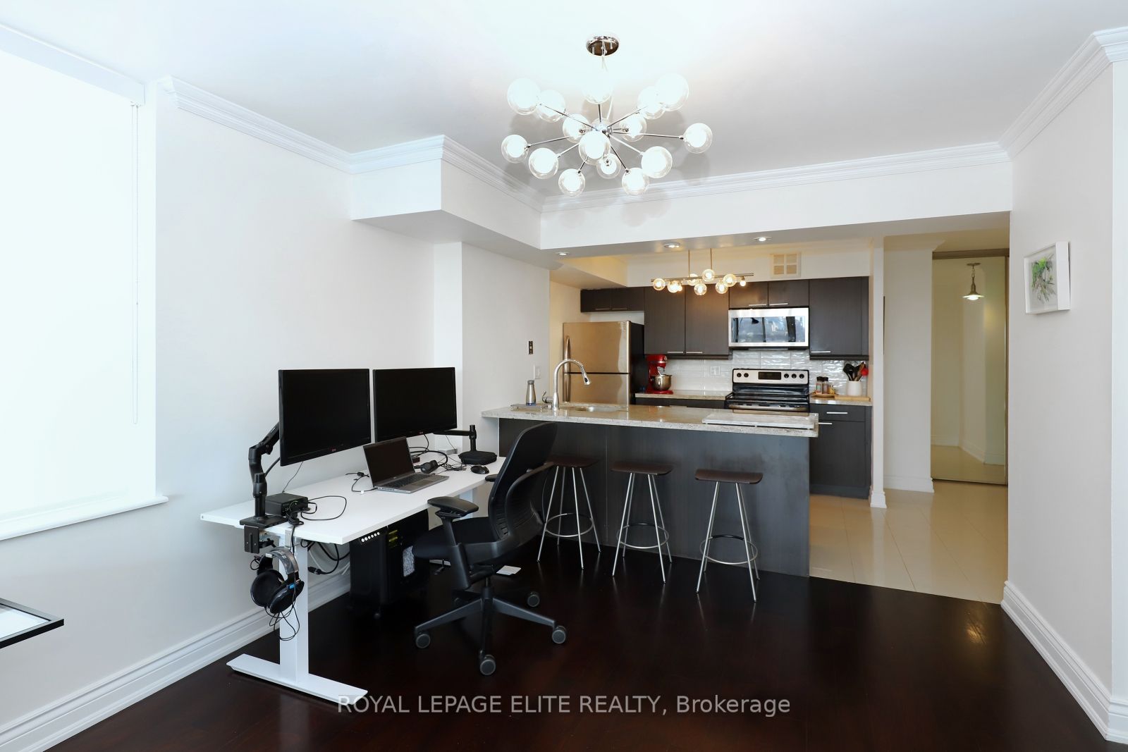 95 LOMBARD St, #904