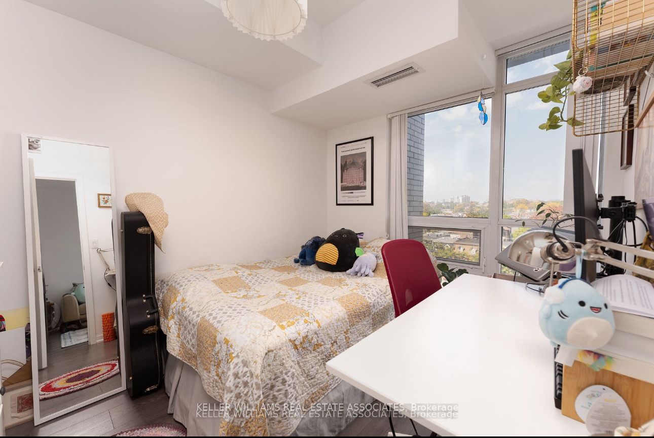 68 Abell St, #837