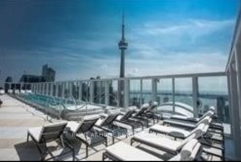 88 Blue Jays Way, #2910