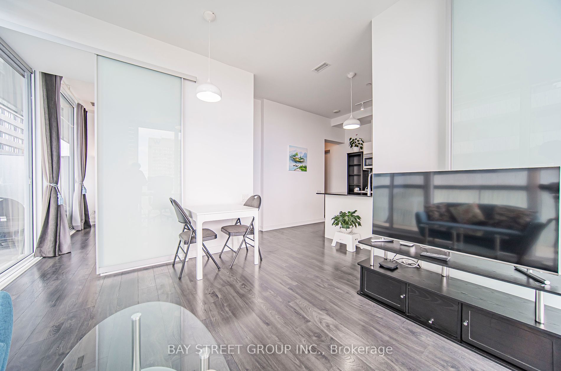 42 Charles St E, #2908